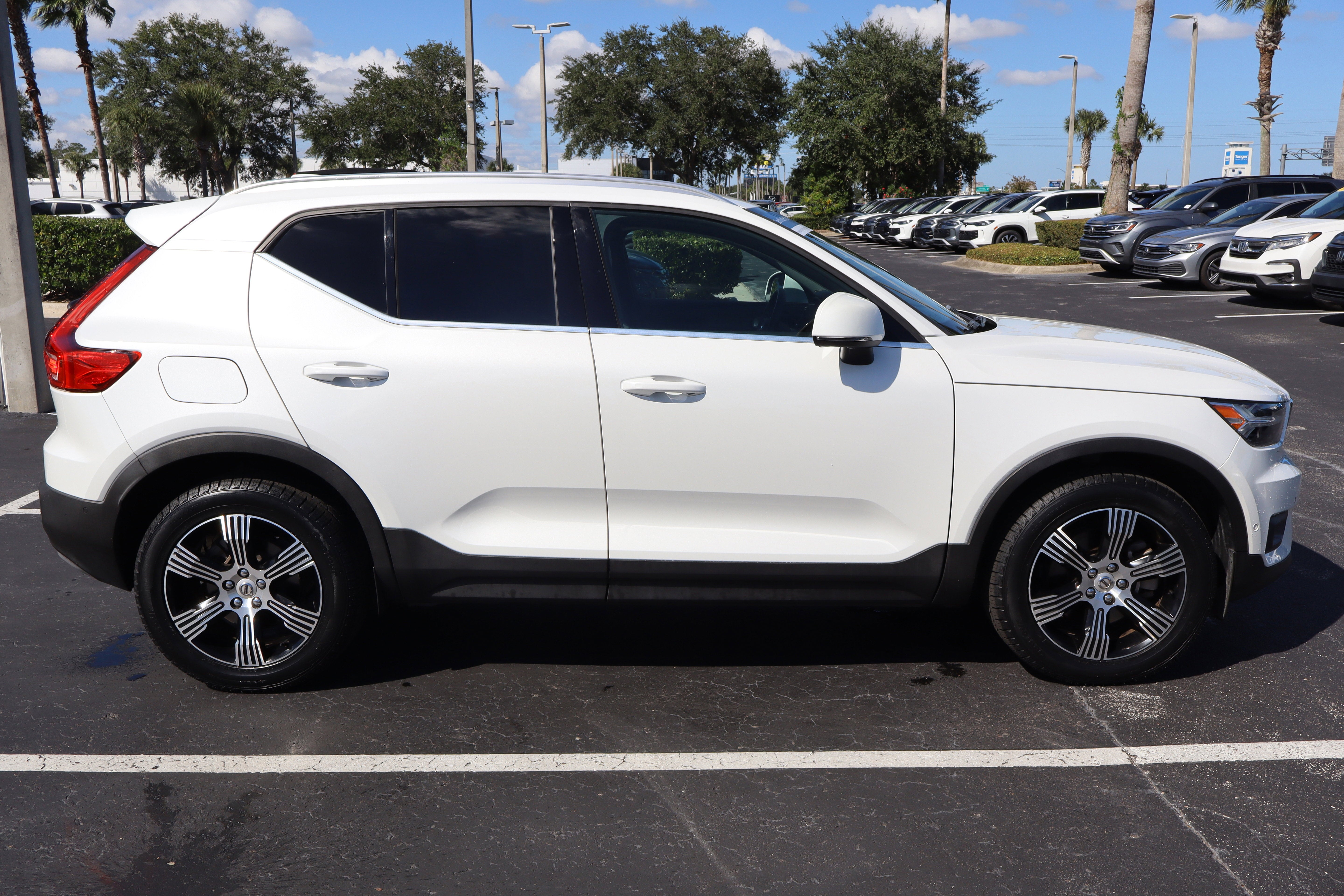 2021 Volvo XC40 Inscription