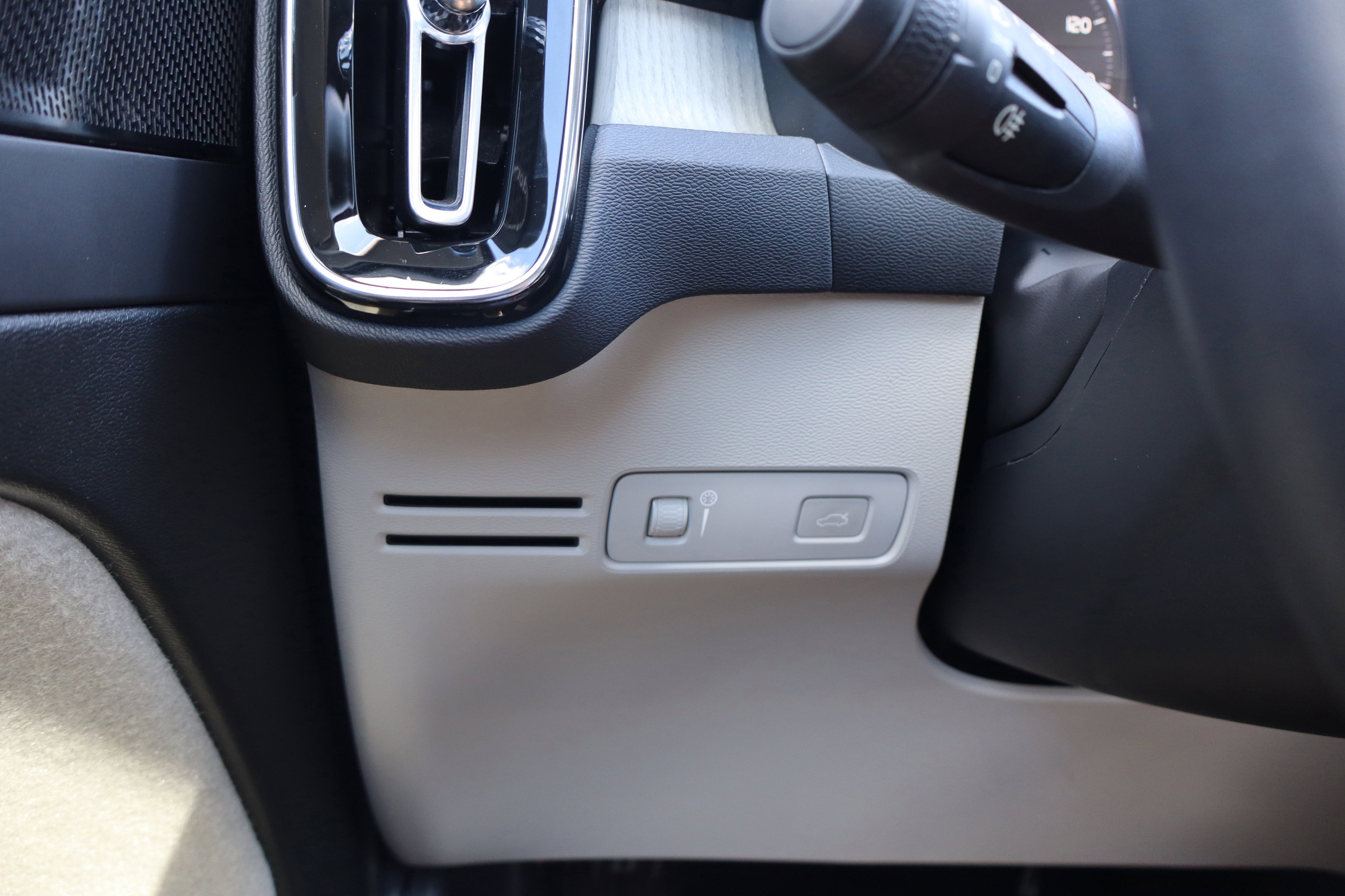 2021 Volvo XC40 Inscription