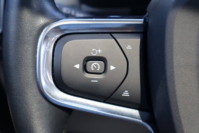 2021 Volvo XC40 Inscription