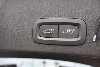 2022 Volvo XC40 Inscription