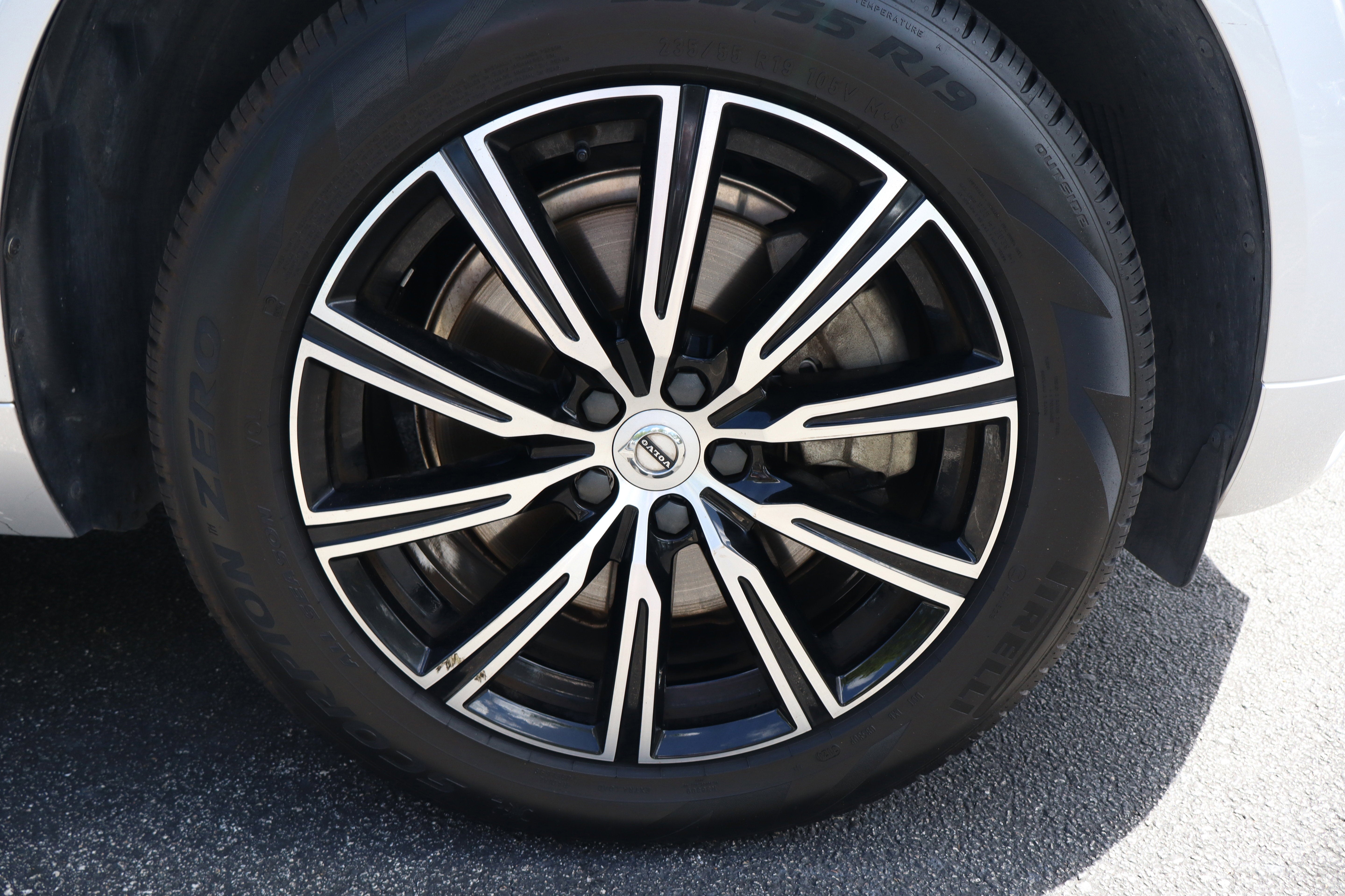 2020 Volvo XC60 Inscription