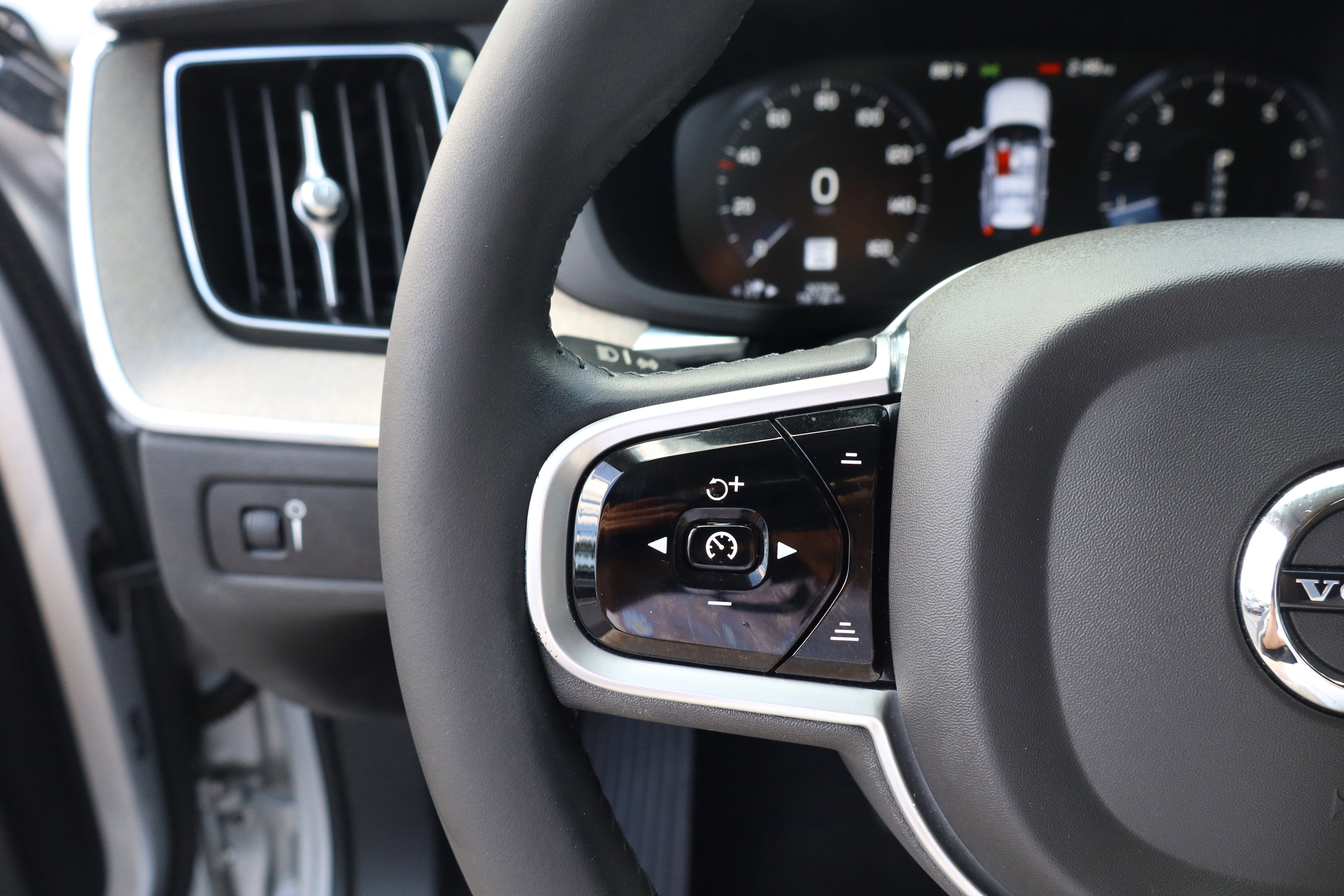 2020 Volvo XC60 Inscription
