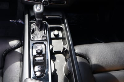 2020 Volvo XC60 Inscription