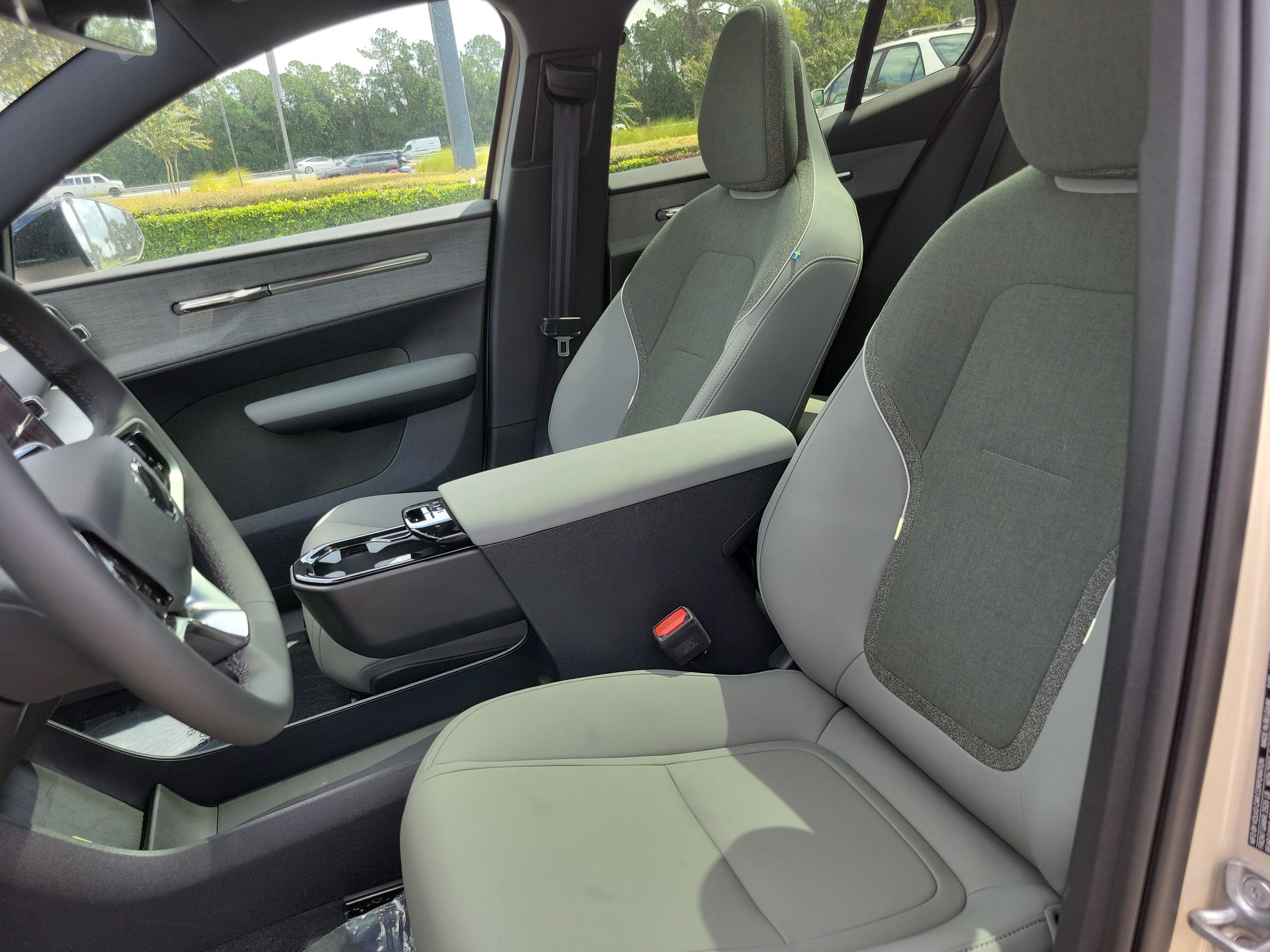 2026 Volvo EX30 Plus