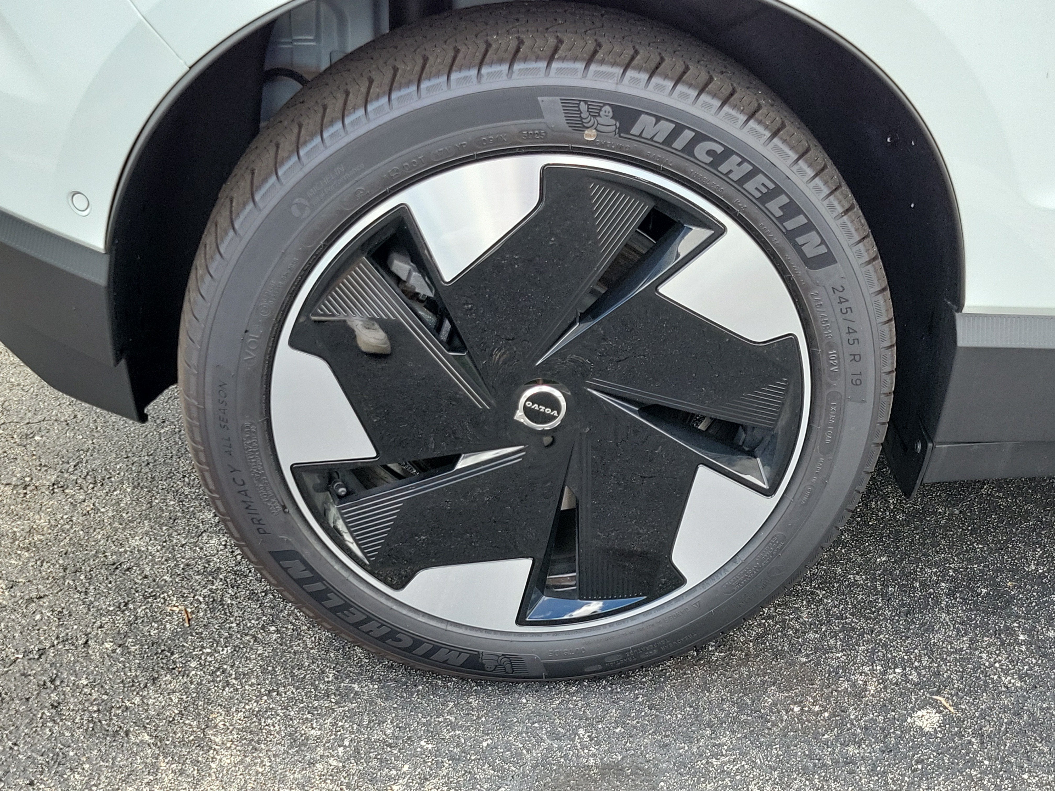 2026 Volvo EX30 Ultra
