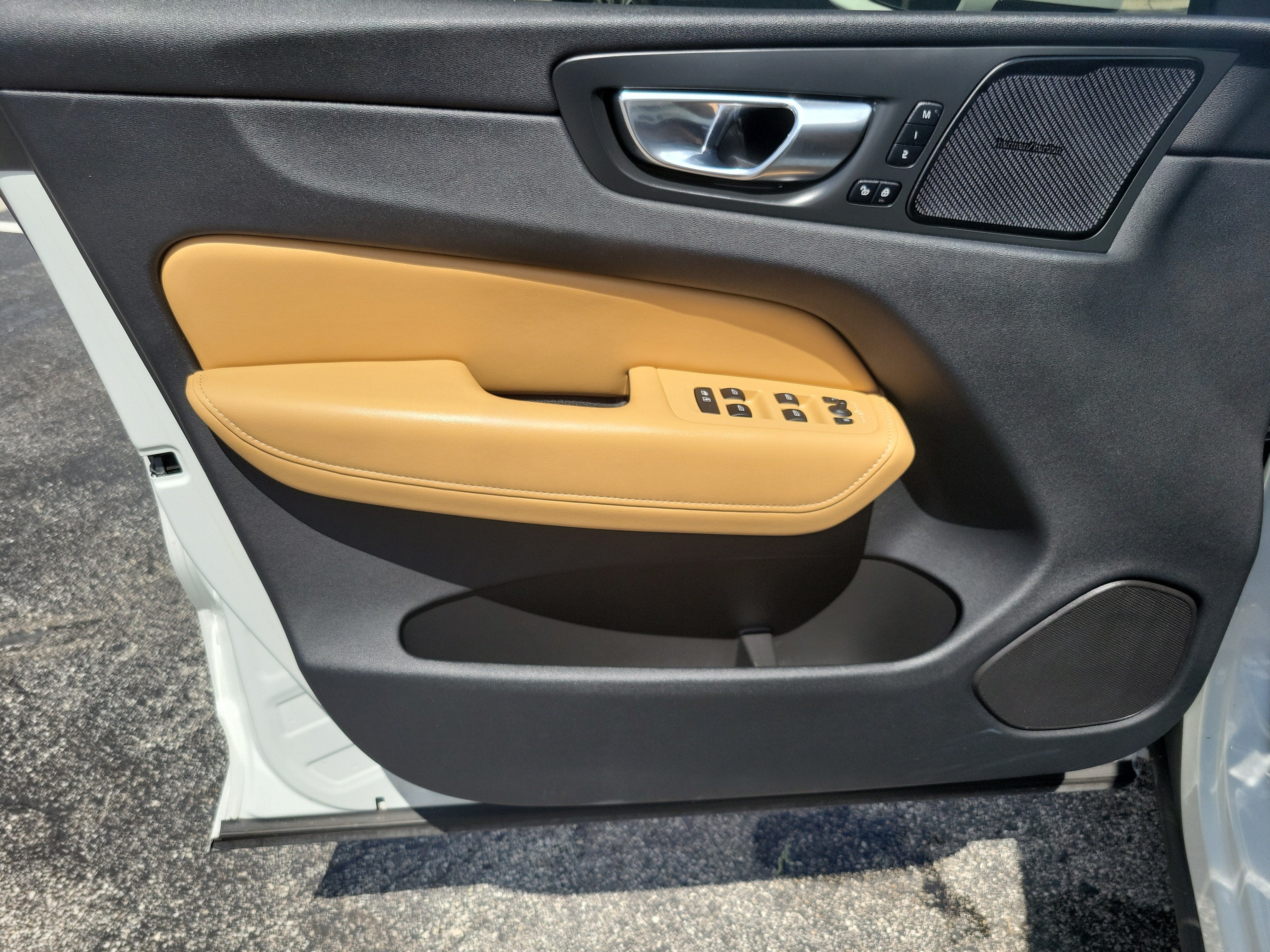 2022 Volvo XC60 Recharge Plug-In Hybrid Inscription