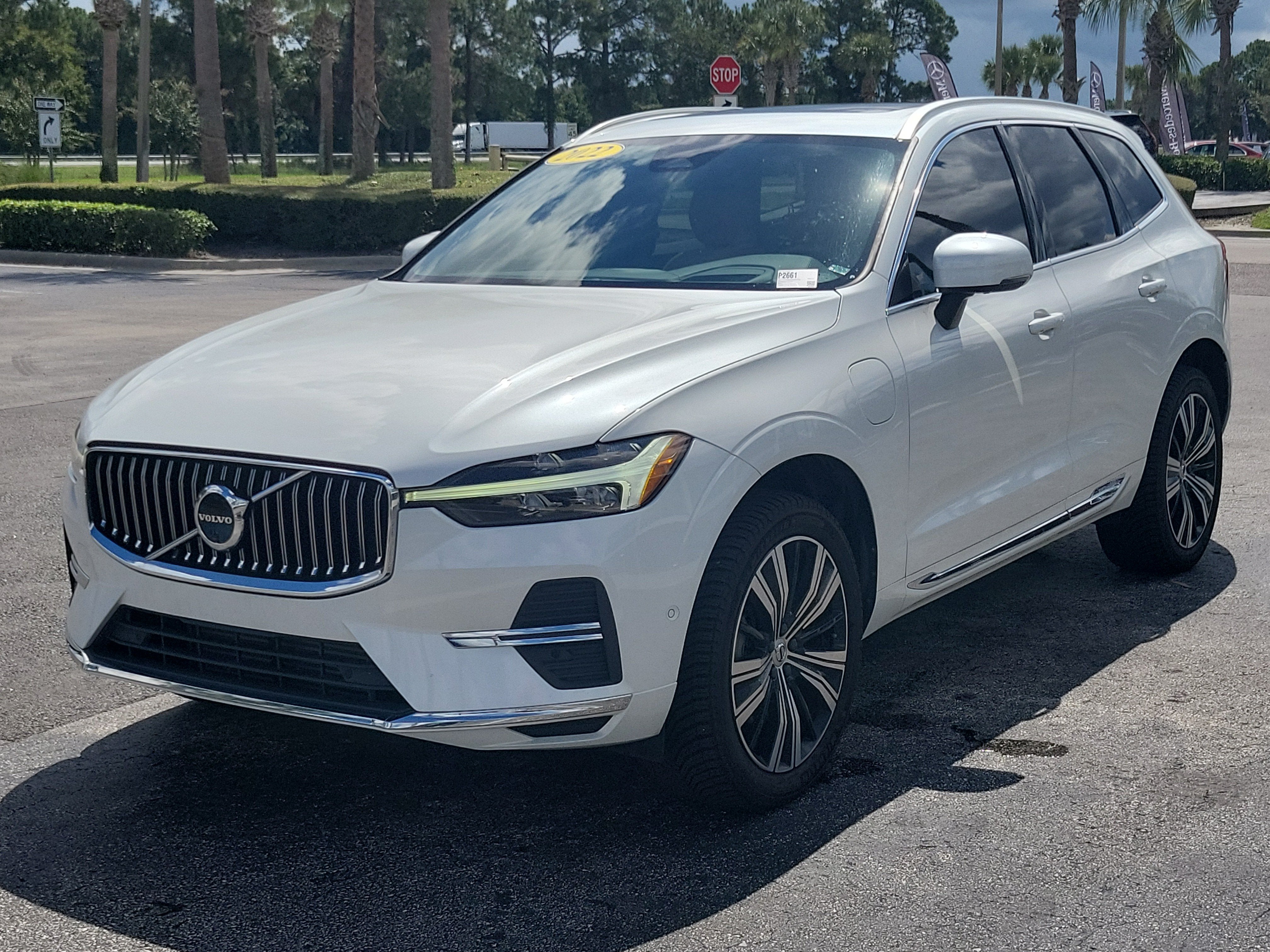 2022 Volvo XC60 Recharge Plug-In Hybrid Inscription