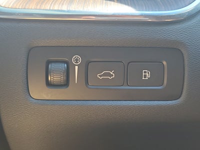 2022 Volvo XC60 Recharge Plug-In Hybrid Inscription