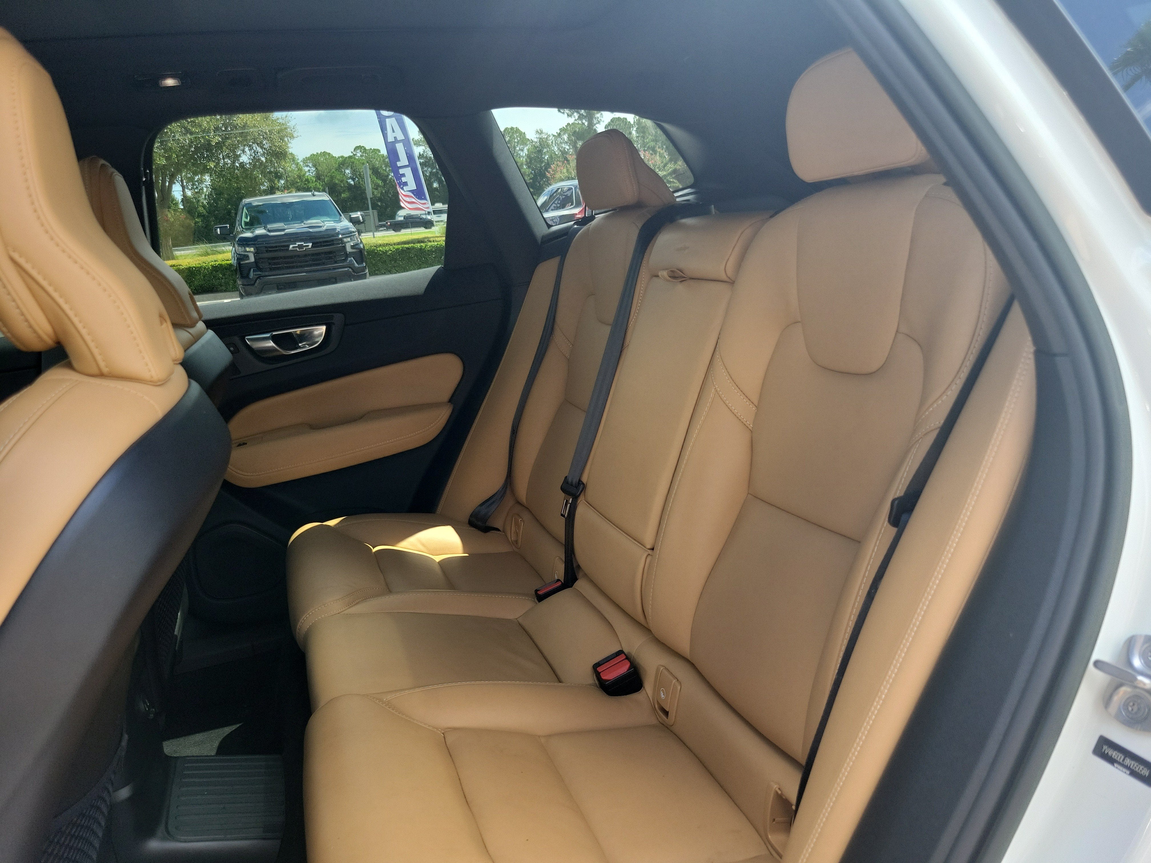 2022 Volvo XC60 Recharge Plug-In Hybrid Inscription