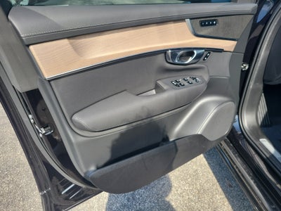 2026 Volvo XC90 Plug-In Hybrid Plus