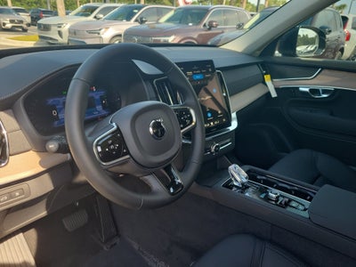 2026 Volvo XC90 Plug-In Hybrid Plus