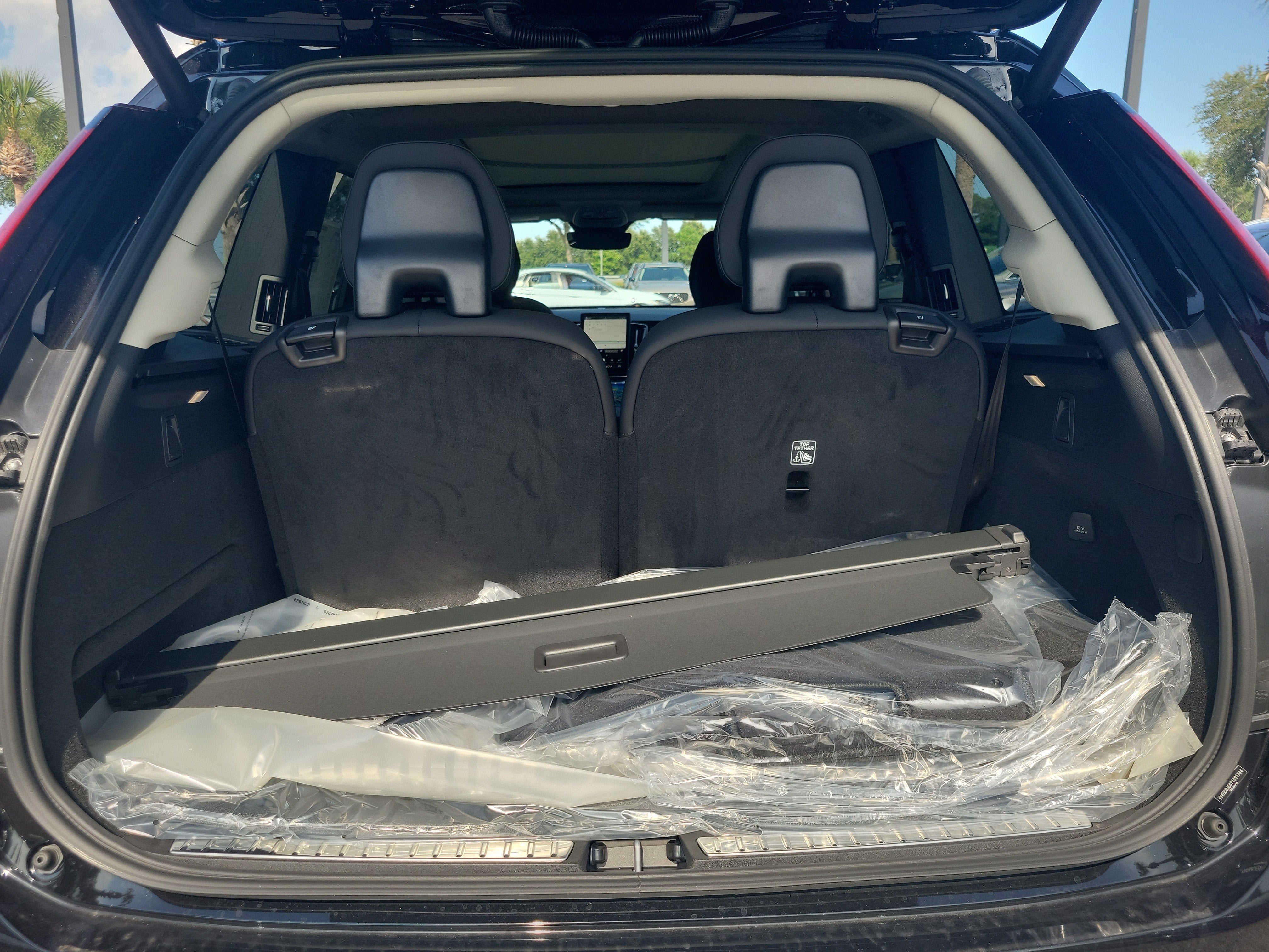 2026 Volvo XC90 Plug-In Hybrid Plus
