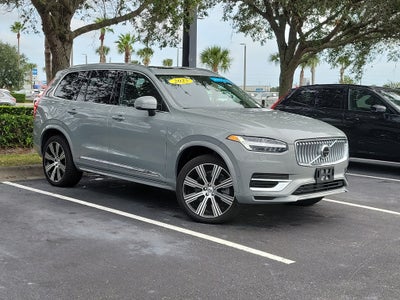 2025 Volvo XC90 Plug-In Hybrid Plus