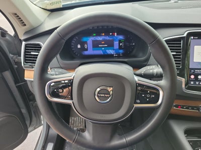 2025 Volvo XC90 Plug-In Hybrid Plus