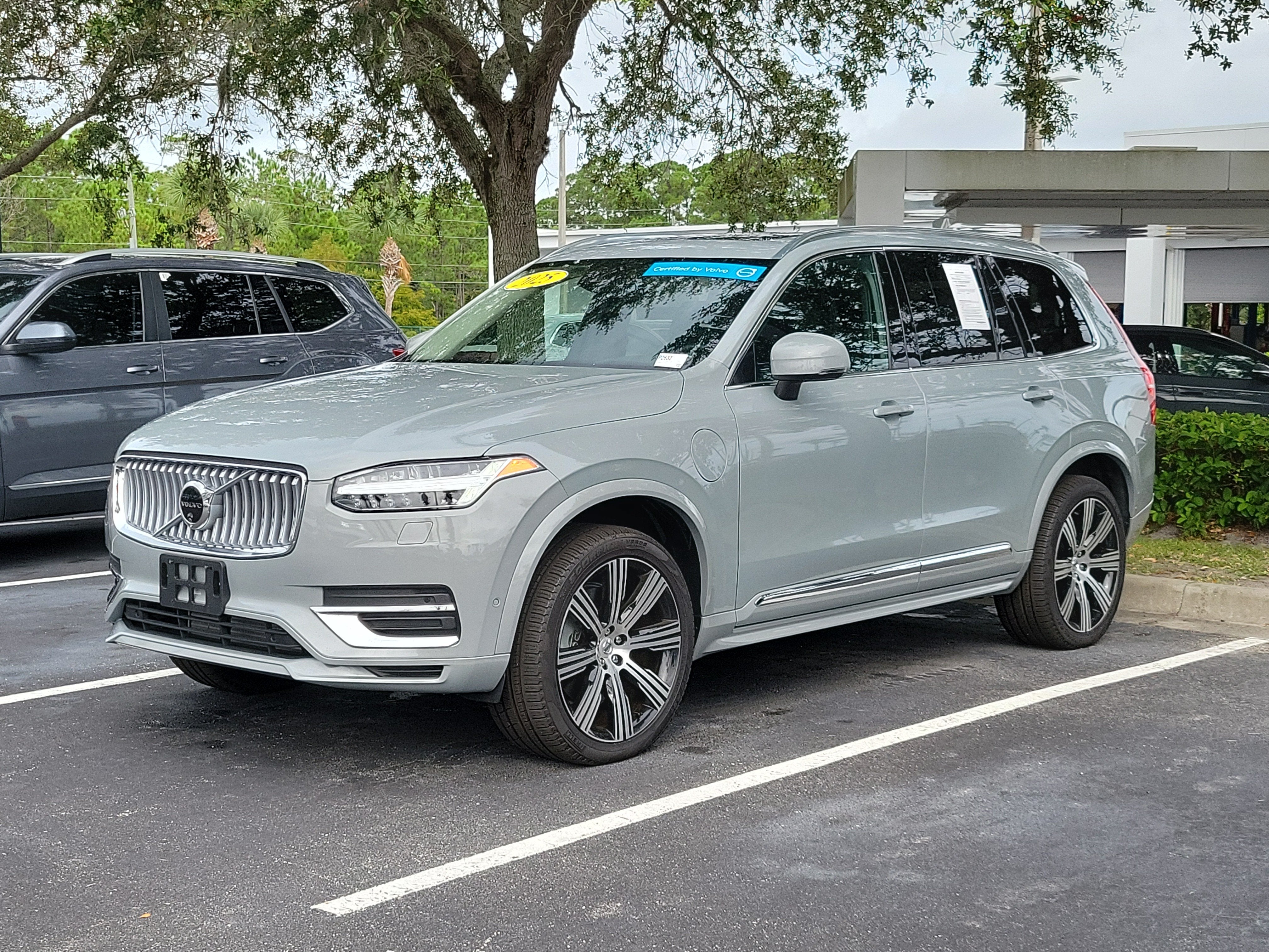 2025 Volvo XC90 Plug-In Hybrid Plus