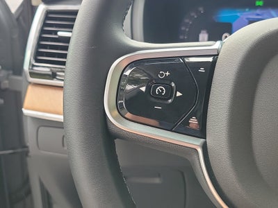 2025 Volvo XC90 Plug-In Hybrid Plus