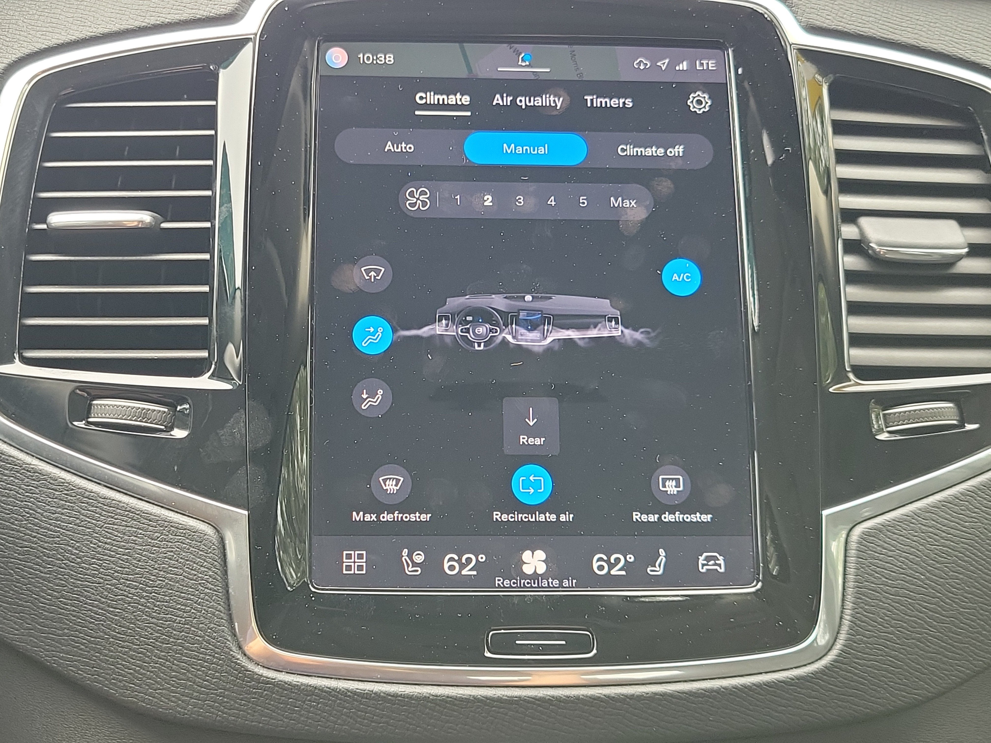 2025 Volvo XC90 Plug-In Hybrid Plus