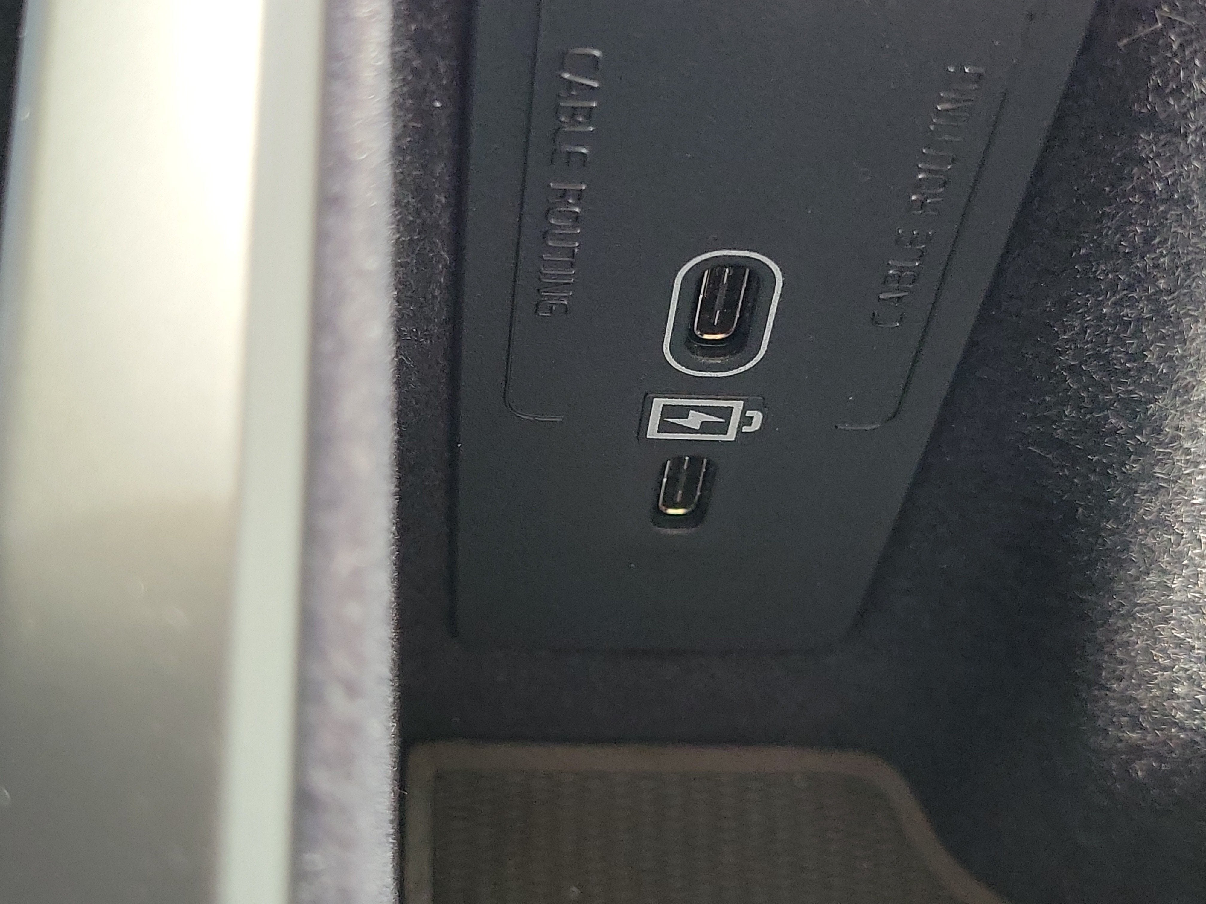 2025 Volvo XC90 Plug-In Hybrid Plus