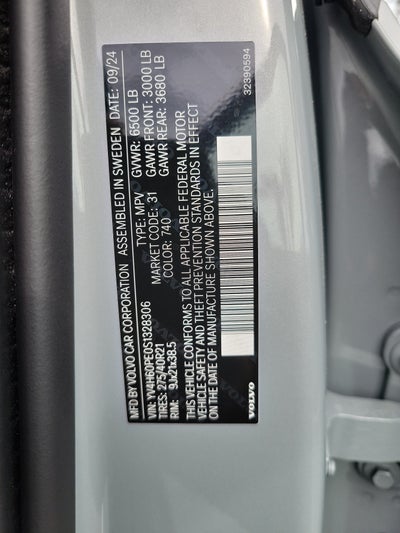2025 Volvo XC90 Plug-In Hybrid Plus