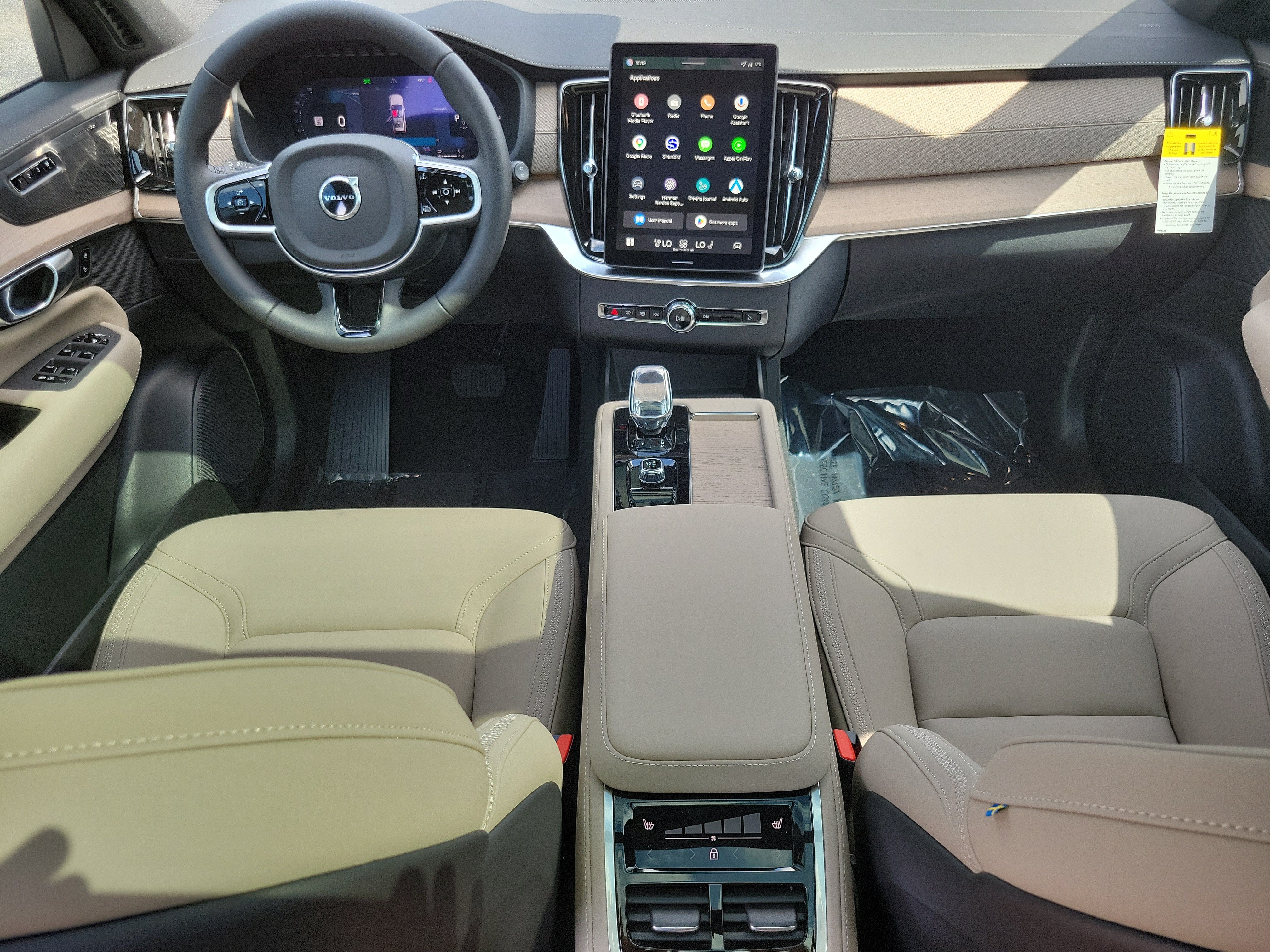 2026 Volvo XC90 Plug-In Hybrid Plus