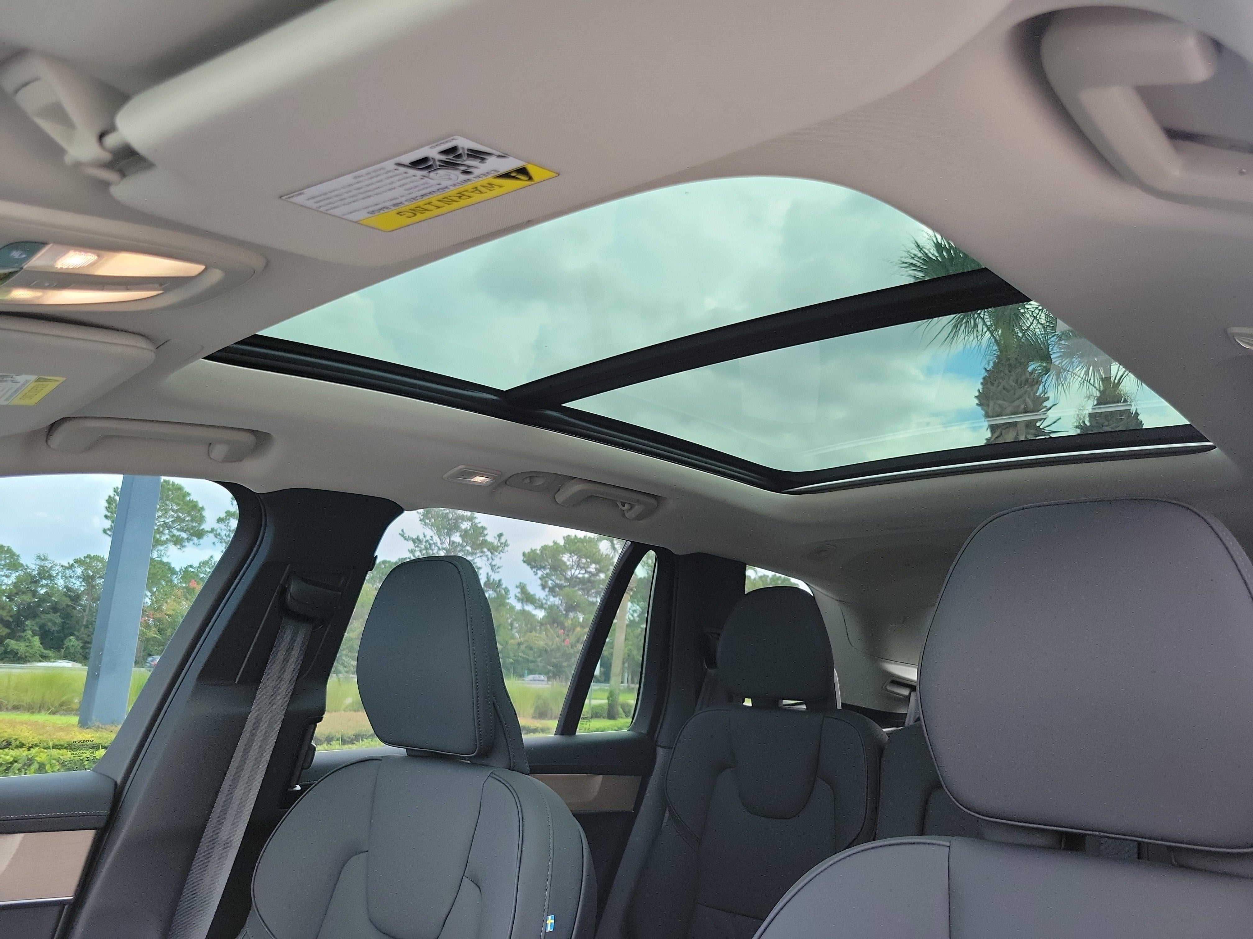 2026 Volvo XC90 Plug-In Hybrid Plus
