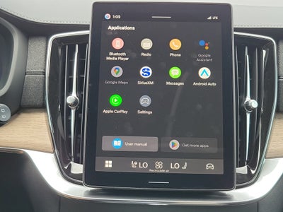 2026 Volvo XC90 Plug-In Hybrid Plus