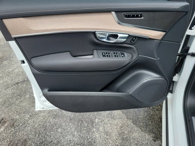 2026 Volvo XC90 Plug-In Hybrid Plus