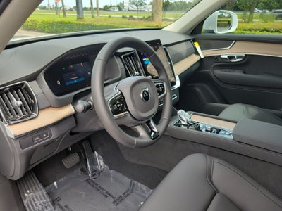 2026 Volvo XC90 Plug-In Hybrid Plus