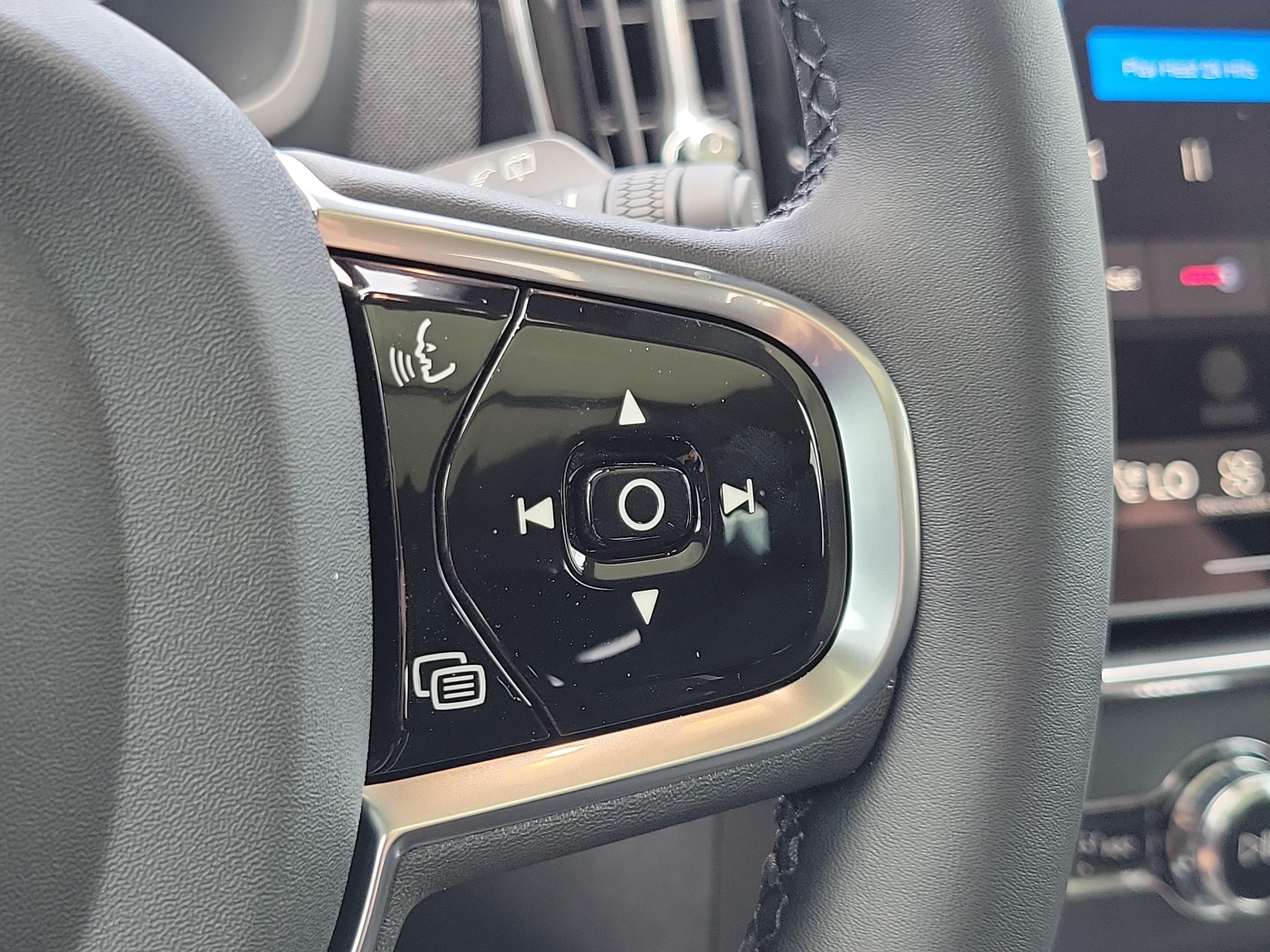 2026 Volvo XC90 Plug-In Hybrid Plus