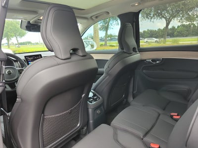 2026 Volvo XC90 Plug-In Hybrid Plus