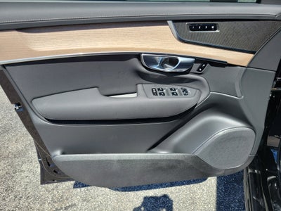 2026 Volvo XC90 Plug-In Hybrid Plus