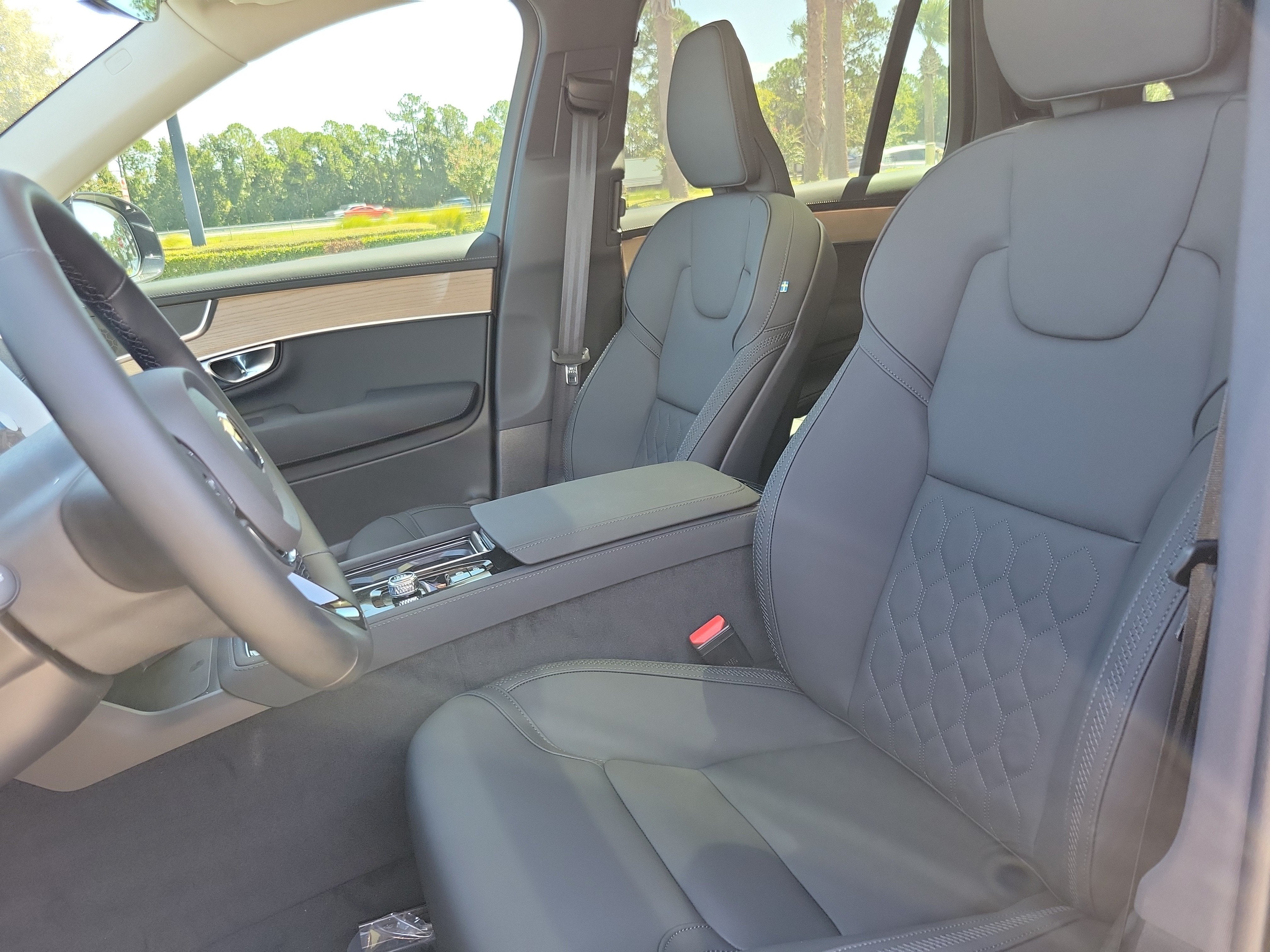 2026 Volvo XC90 Plug-In Hybrid Plus