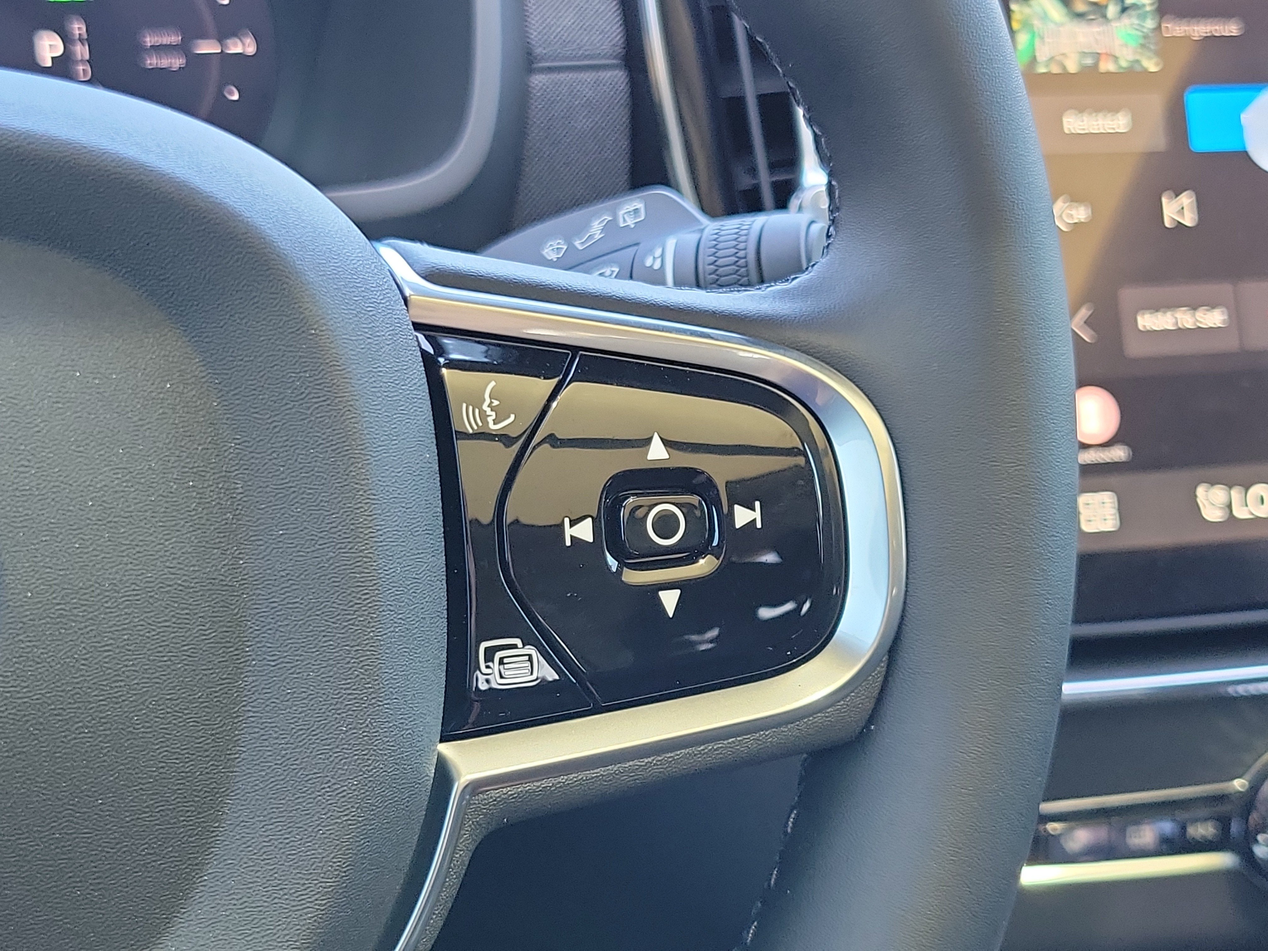 2026 Volvo XC90 Plug-In Hybrid Plus