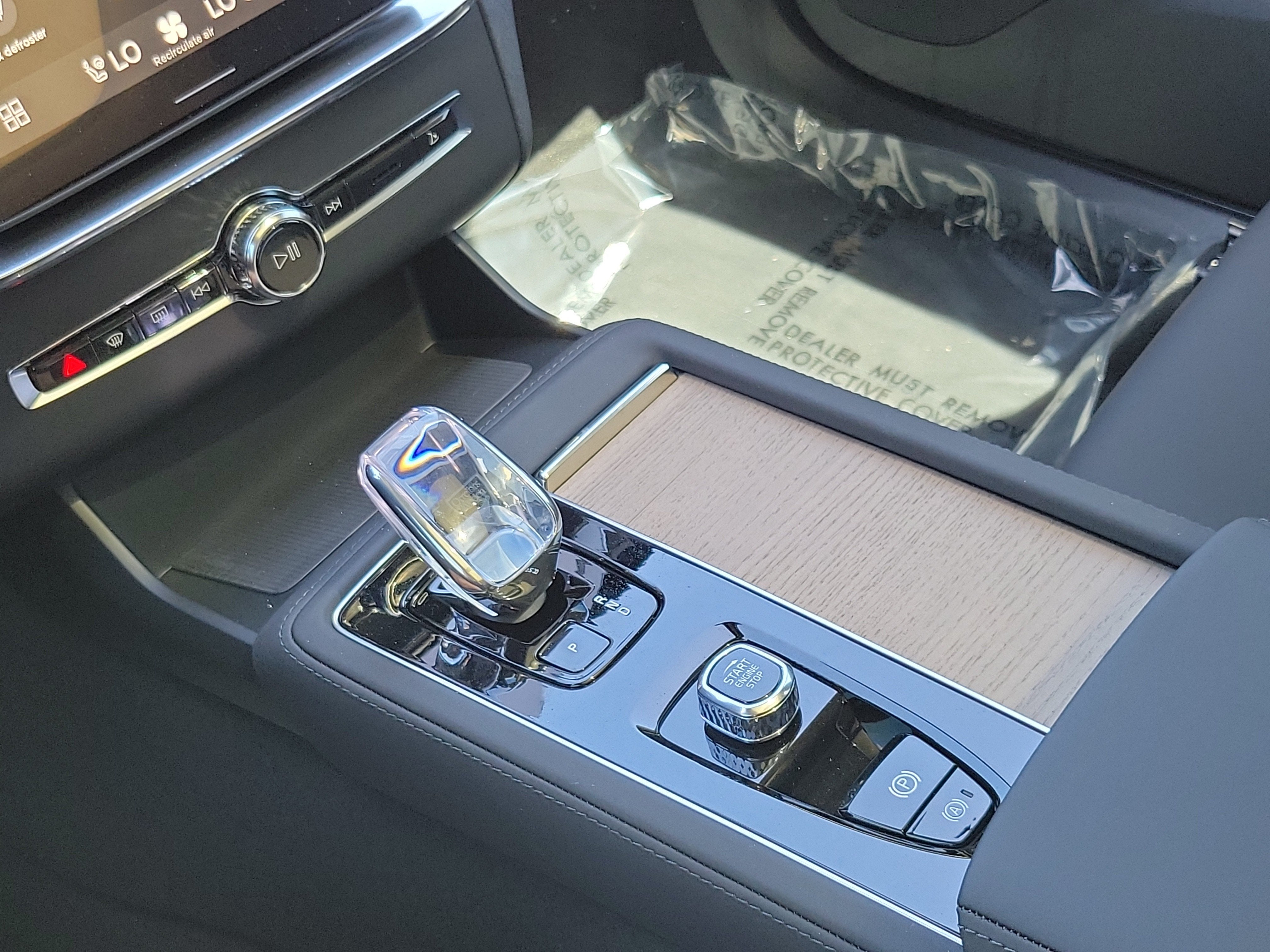 2026 Volvo XC90 Plug-In Hybrid Plus