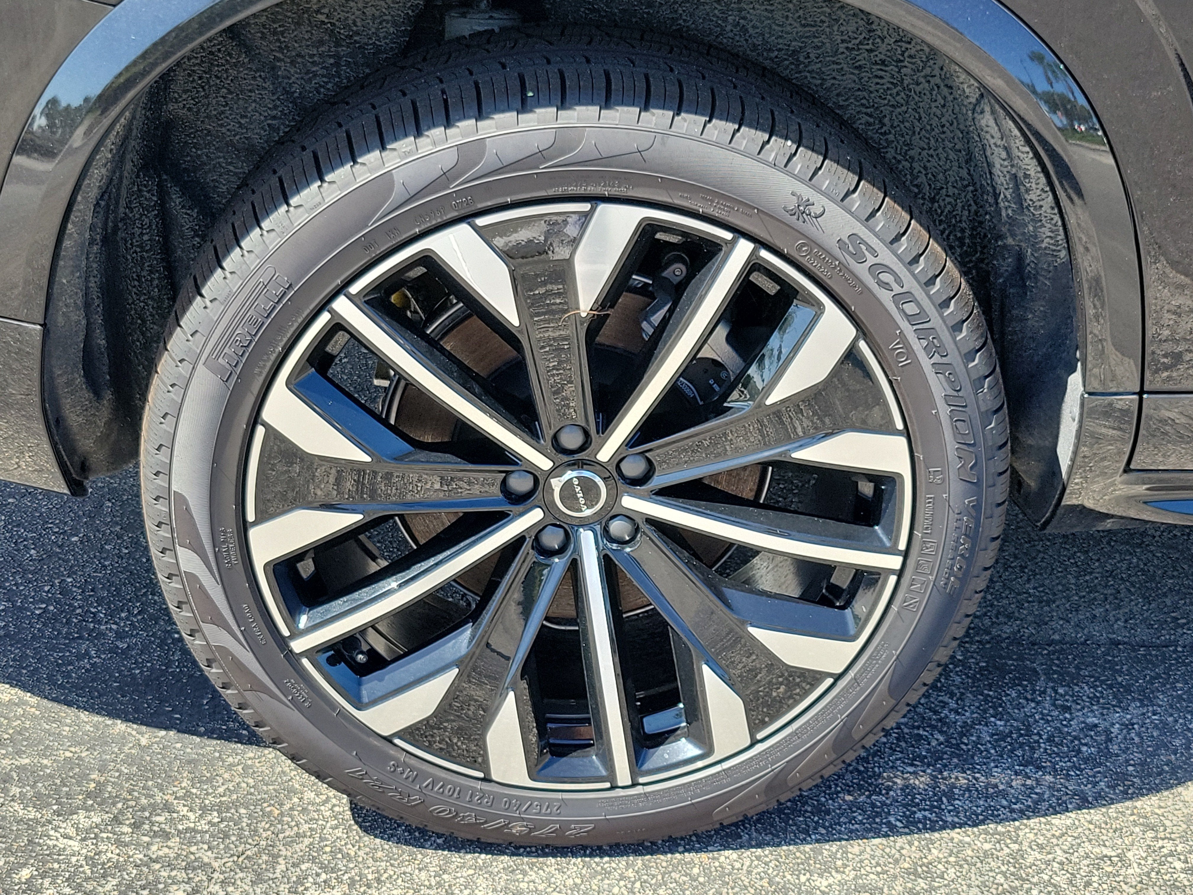 2026 Volvo XC90 Plug-In Hybrid Plus