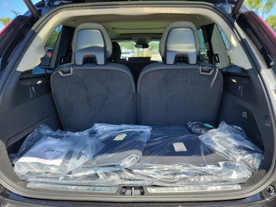 2026 Volvo XC90 Plug-In Hybrid Plus