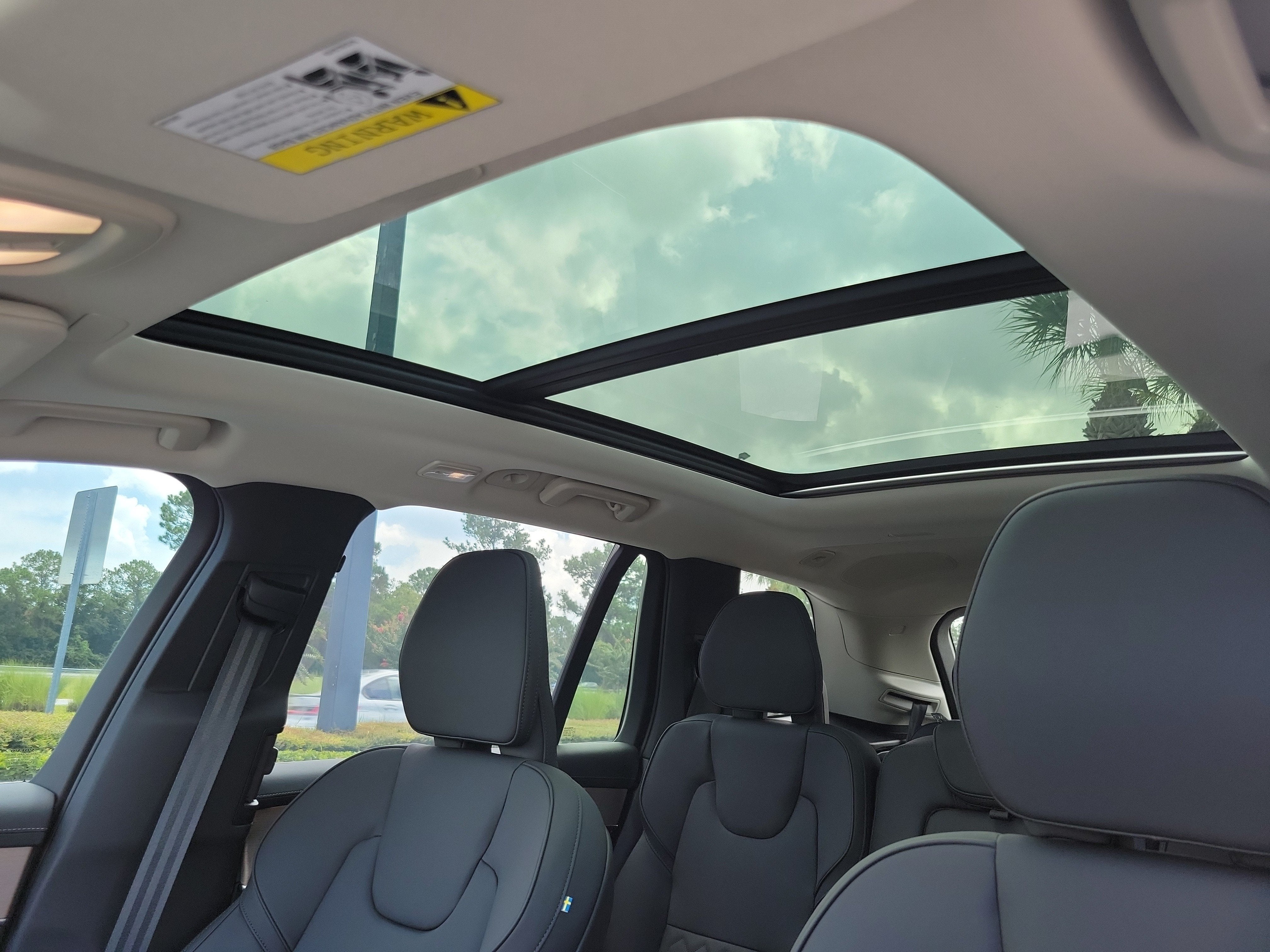 2026 Volvo XC90 Plug-In Hybrid Plus