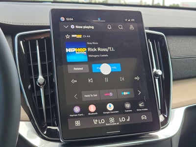 2026 Volvo XC90 Plug-In Hybrid Plus