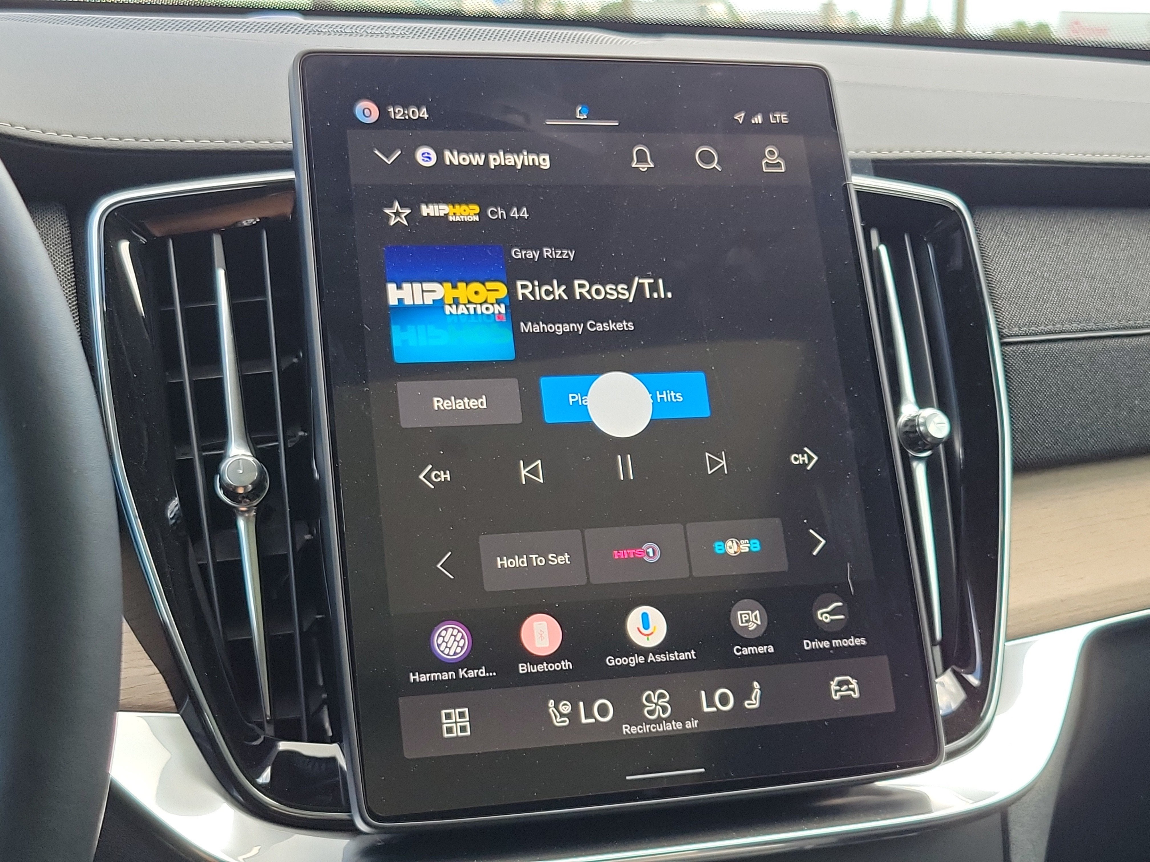 2026 Volvo XC90 Plug-In Hybrid Plus