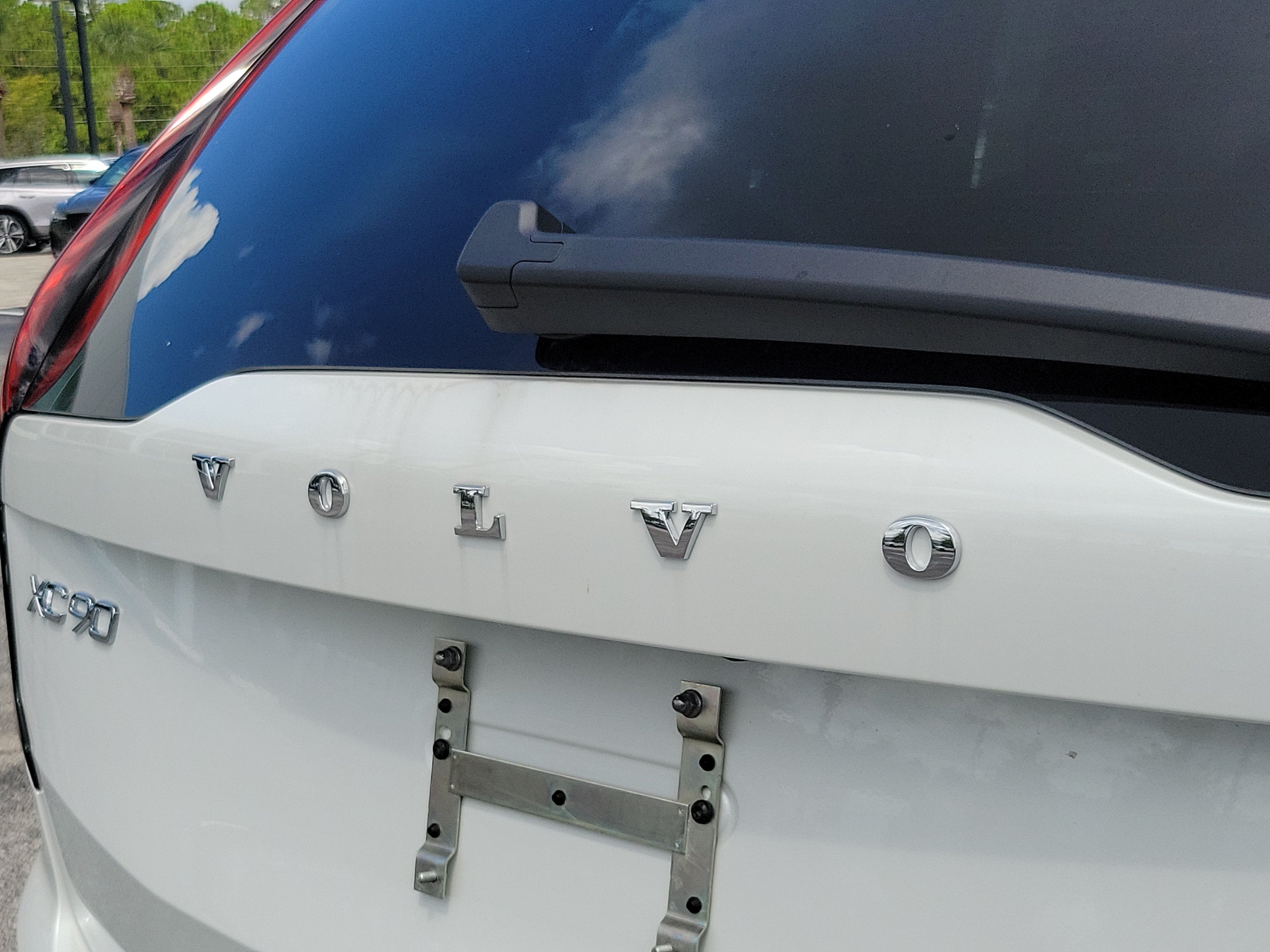 2026 Volvo XC90 Plug-In Hybrid Plus