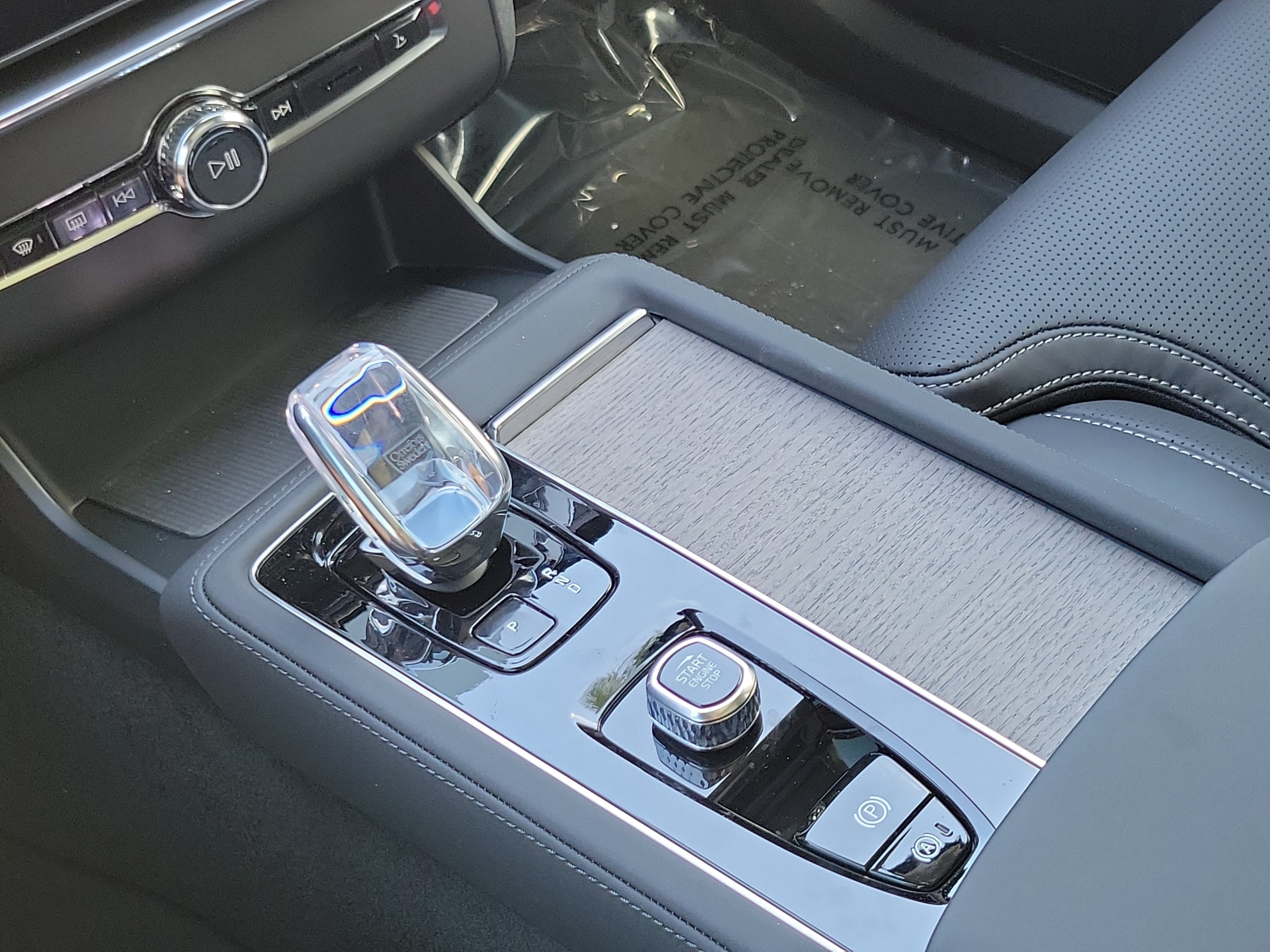 2026 Volvo XC90 Plug-In Hybrid Ultra