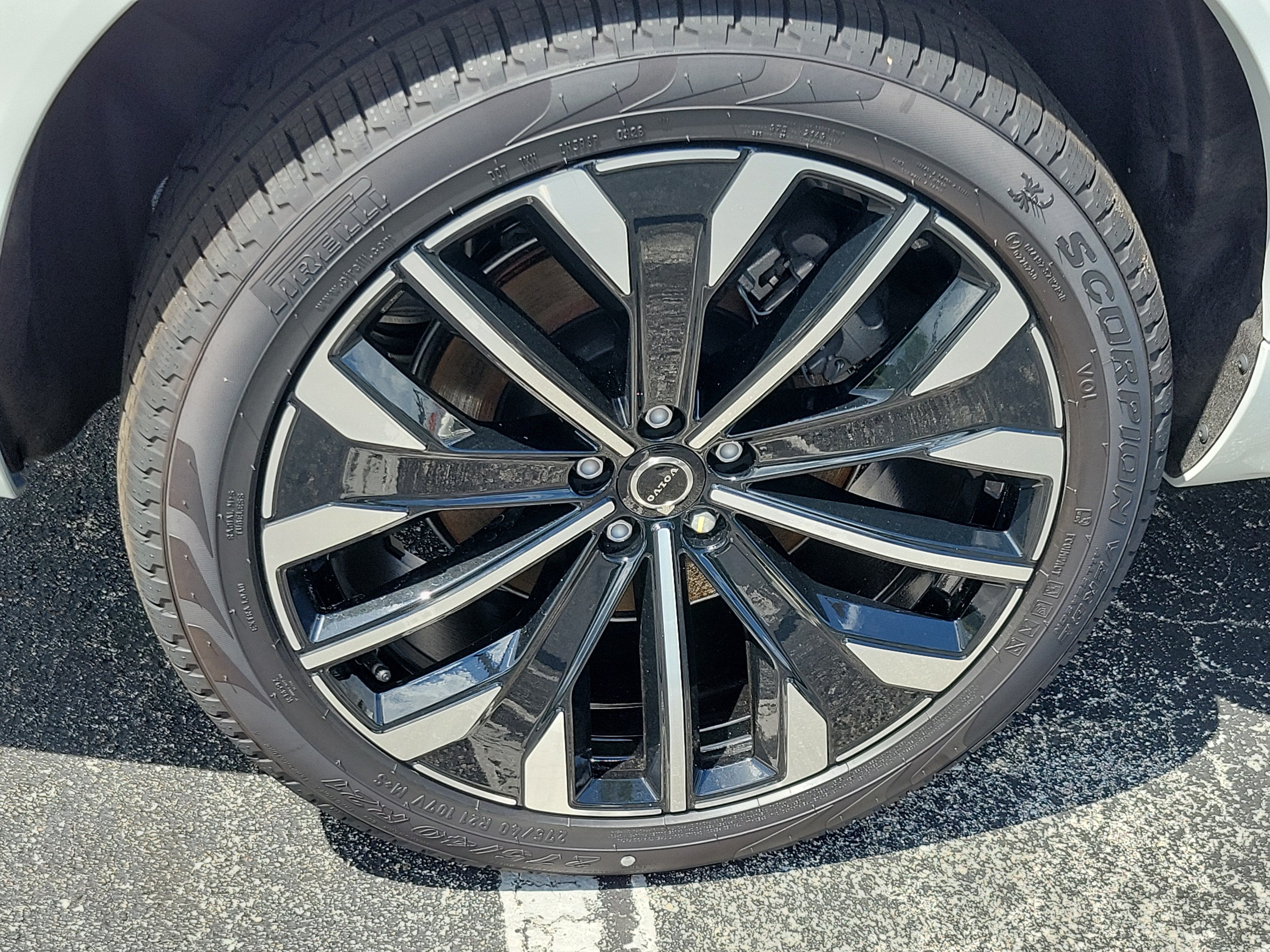 2026 Volvo XC90 Plug-In Hybrid Ultra