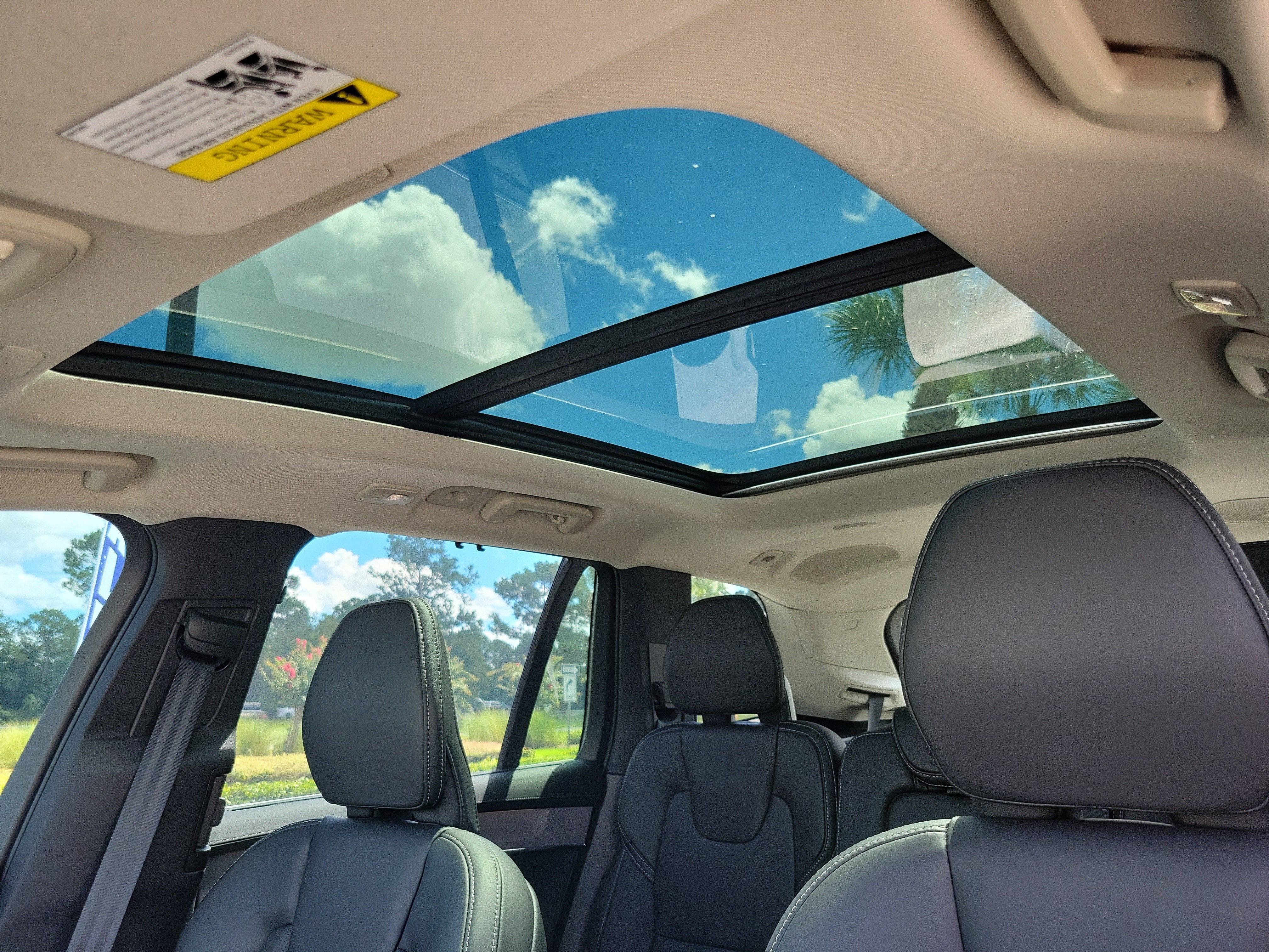 2026 Volvo XC90 Plug-In Hybrid Ultra