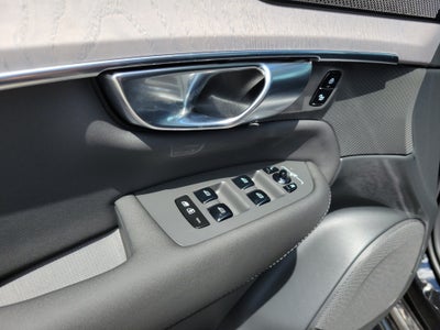 2026 Volvo XC90 Plug-In Hybrid Ultra