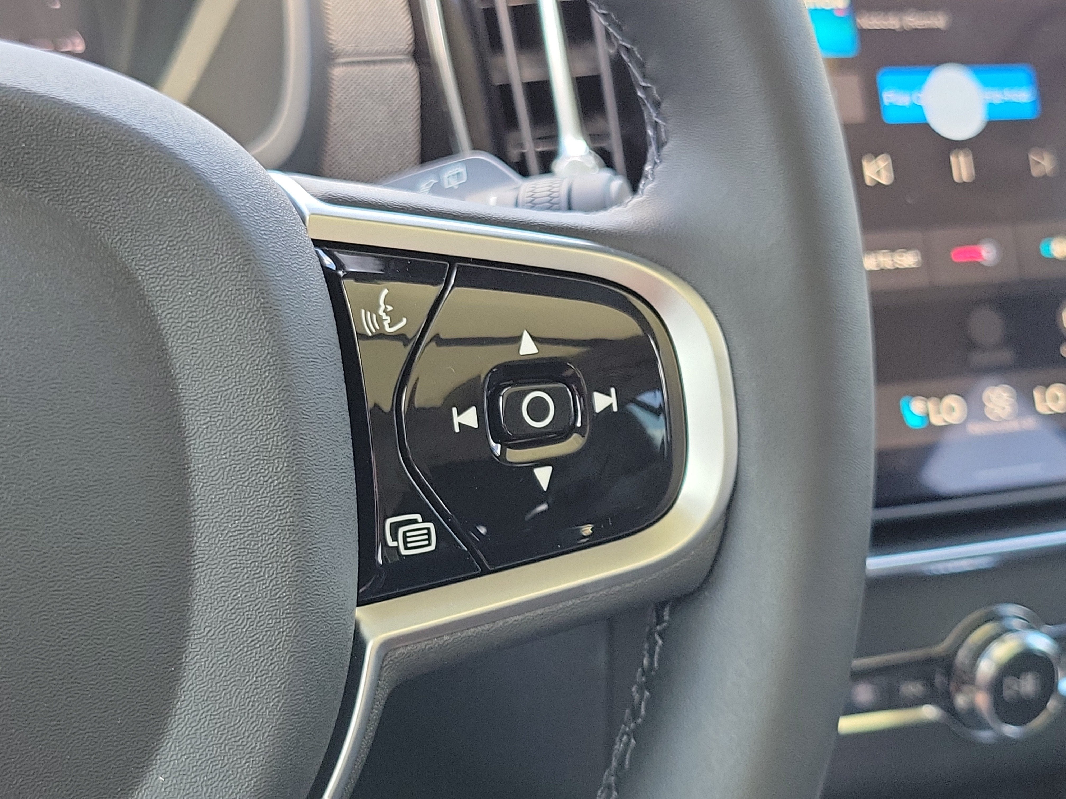 2026 Volvo XC90 Plug-In Hybrid Ultra