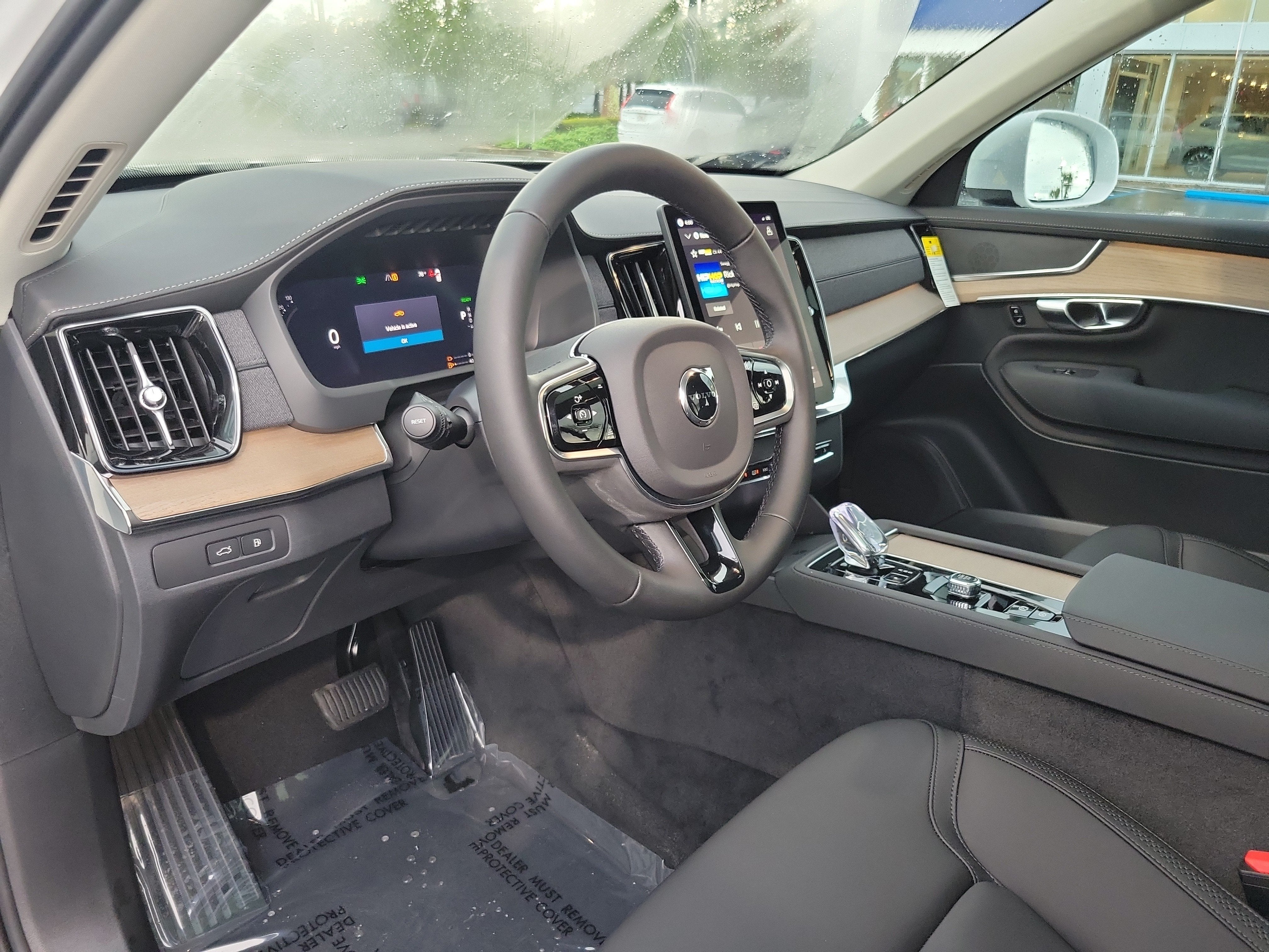 2026 Volvo XC90 Plug-In Hybrid Core