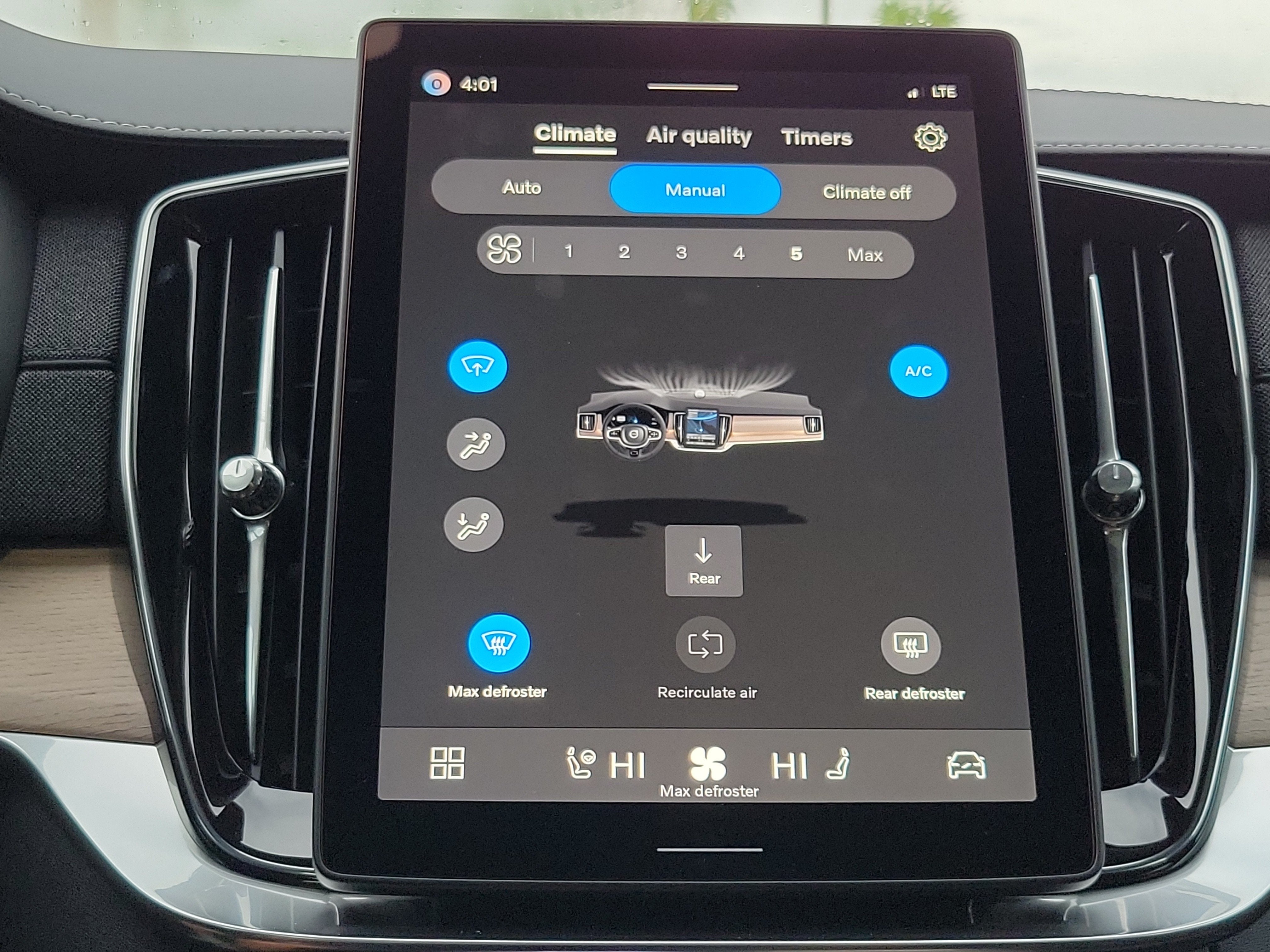 2026 Volvo XC90 Plug-In Hybrid Core