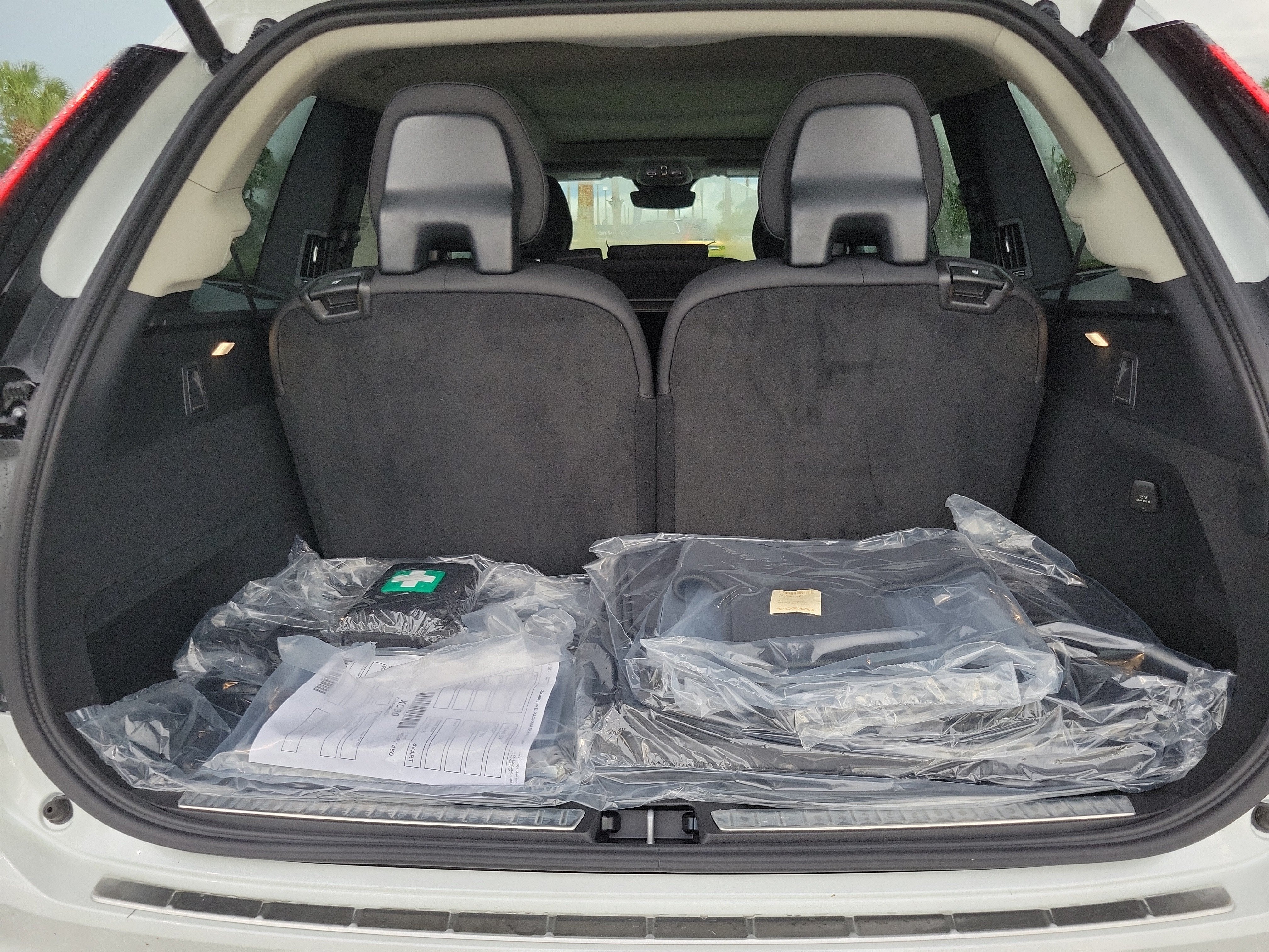 2026 Volvo XC90 Plug-In Hybrid Core