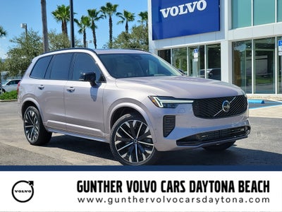 2026 Volvo XC90 Plug-In Hybrid Ultra Dark Theme