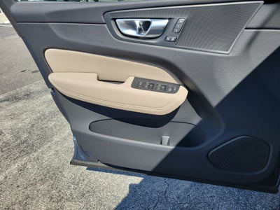 2026 Volvo XC60 Plug-In Hybrid Plus